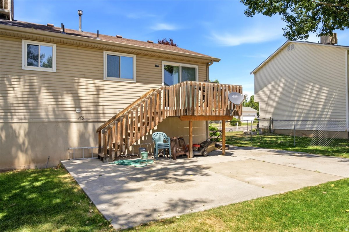 main property photo 27