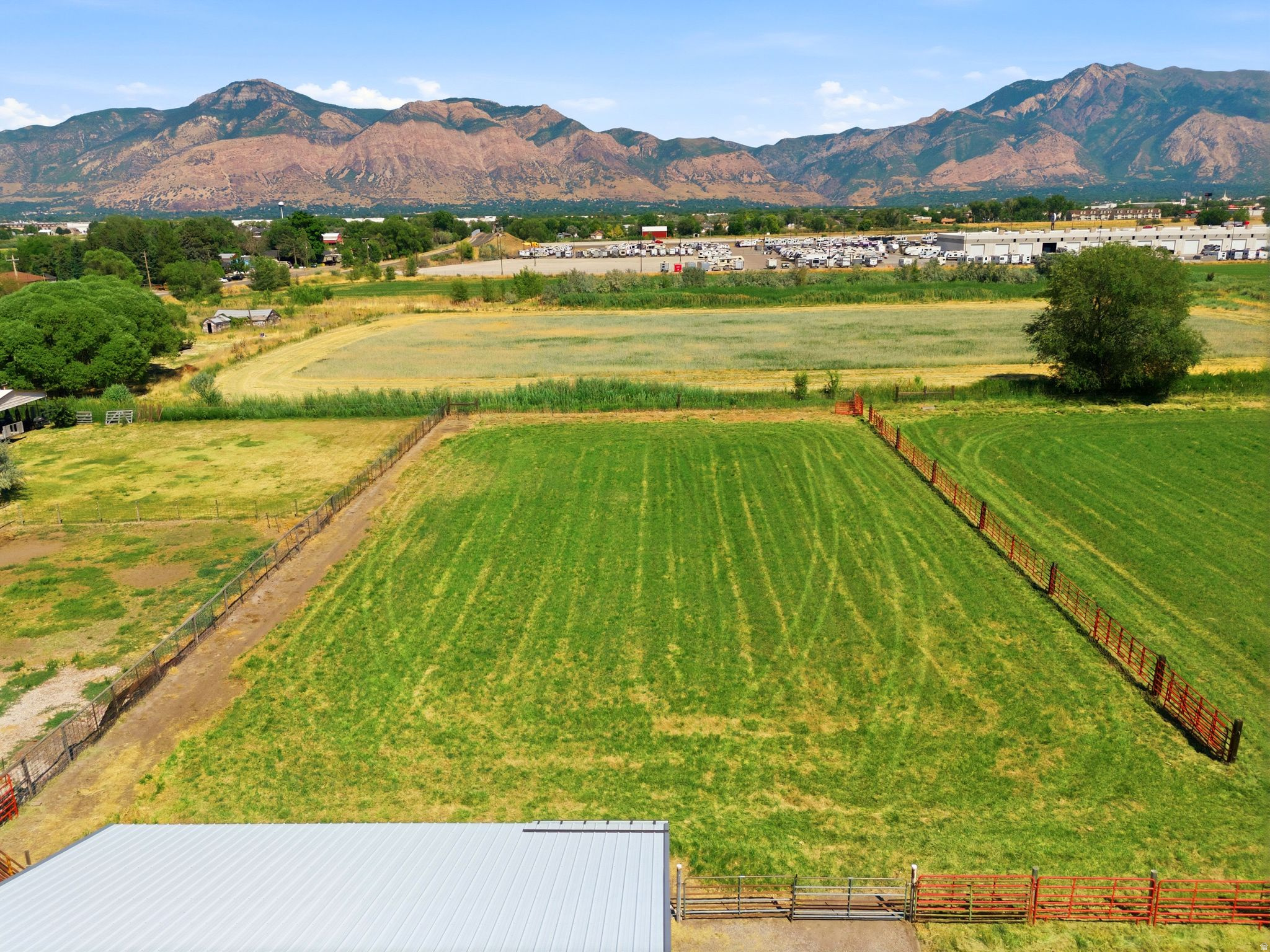 main property photo 18