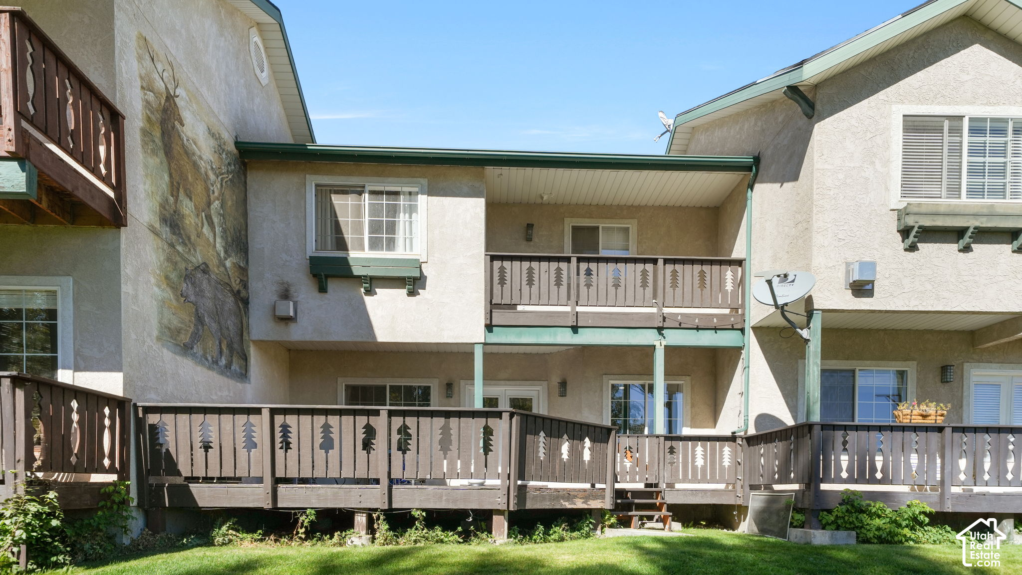 main property photo 28