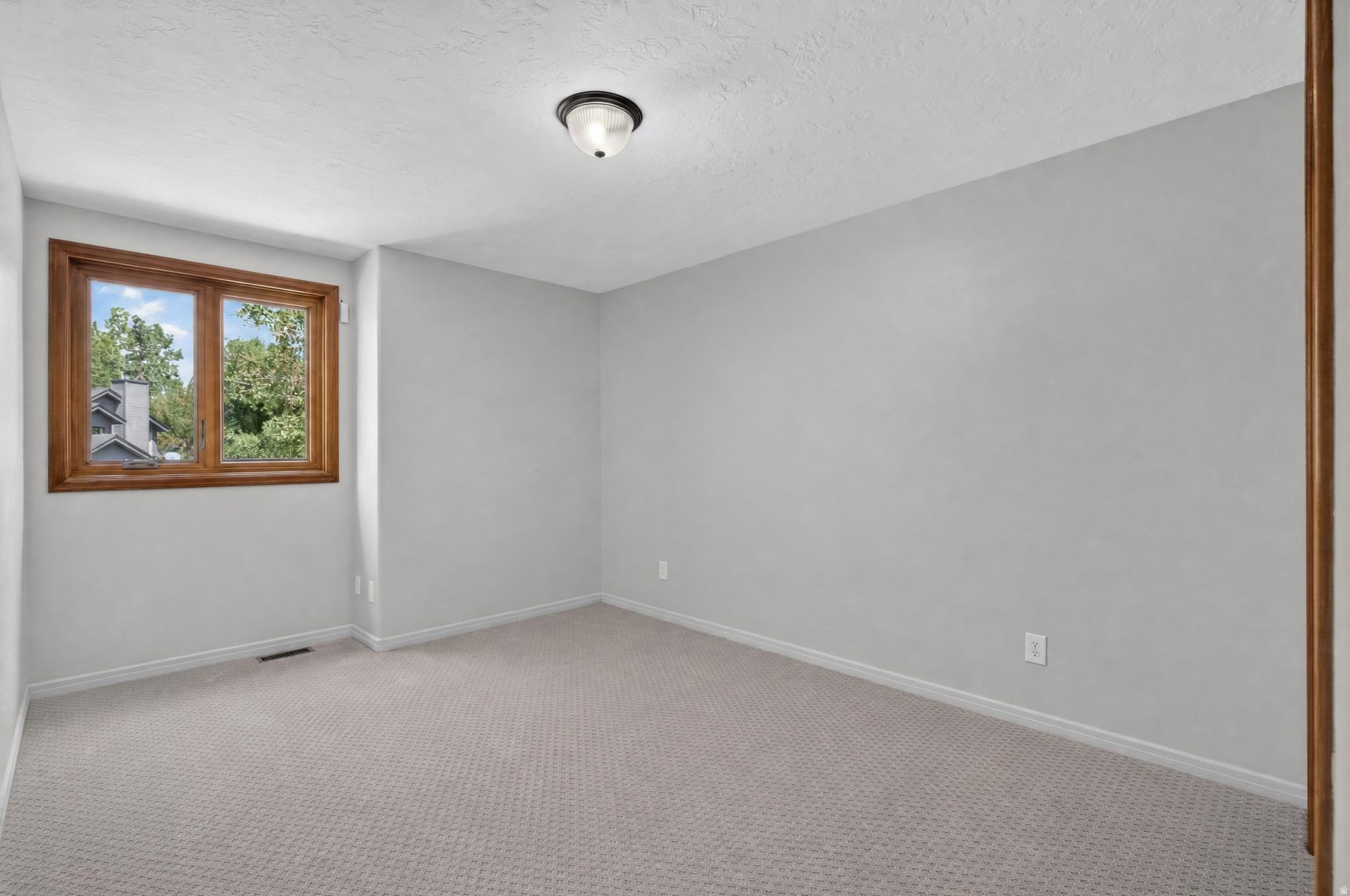 main property photo 68