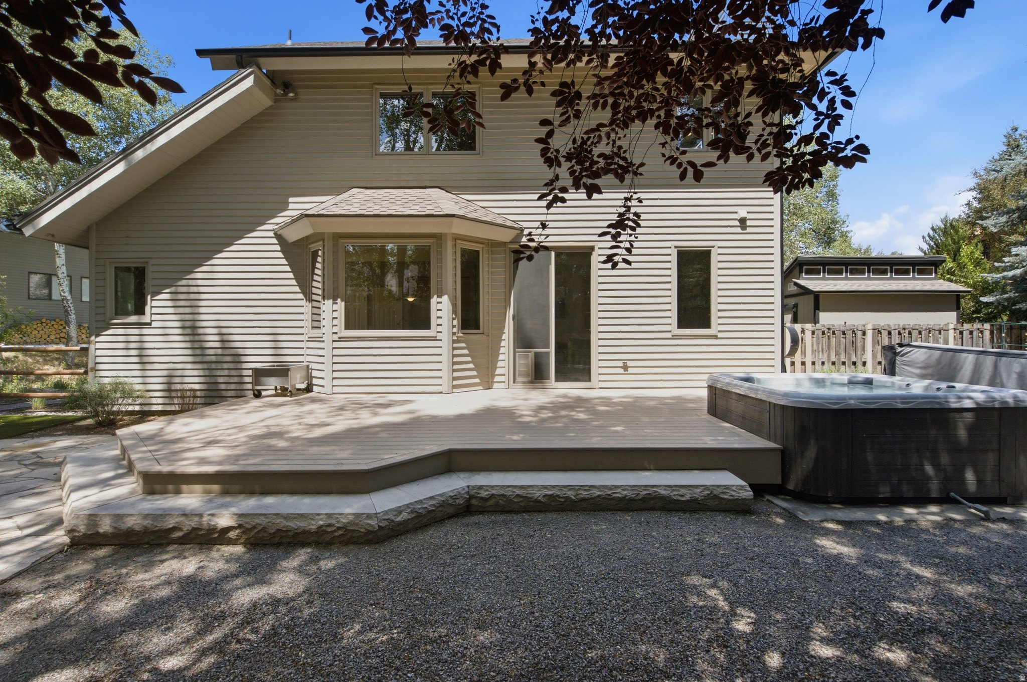 main property photo 79