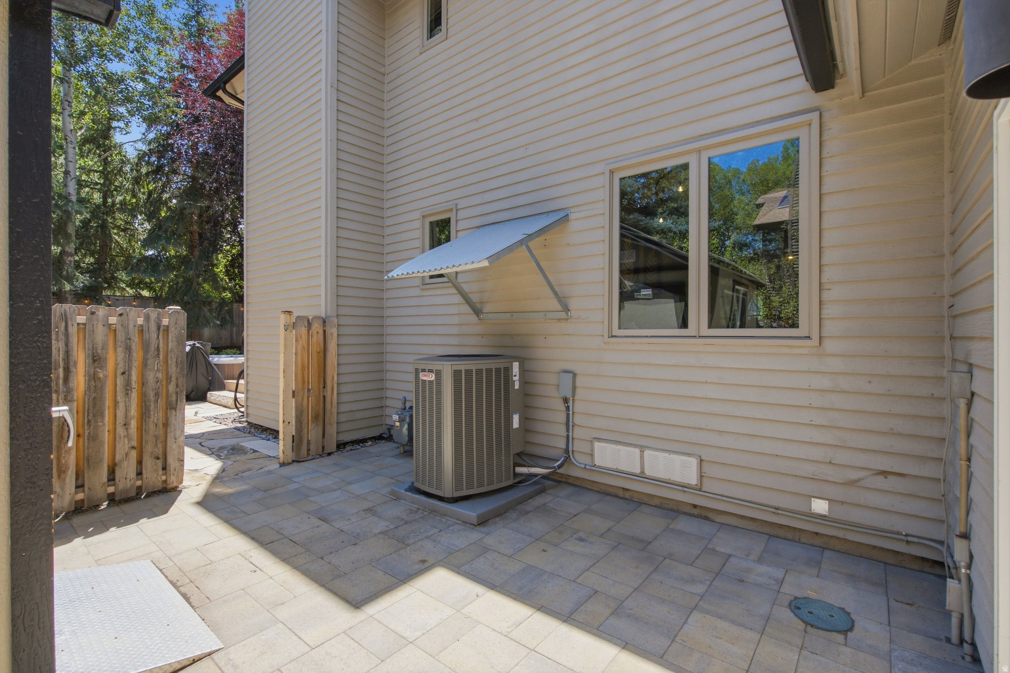 main property photo 92