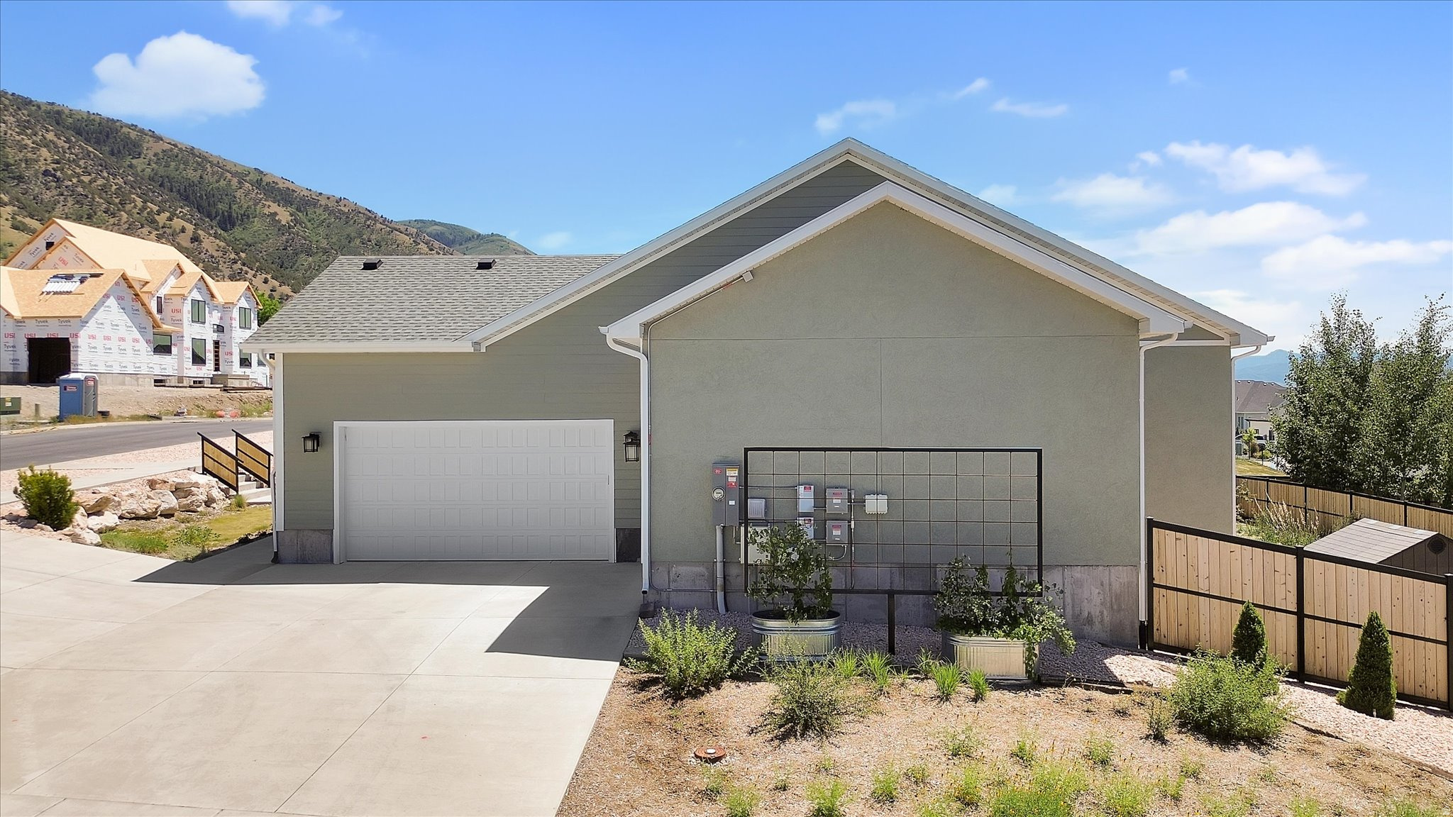 main property photo 67