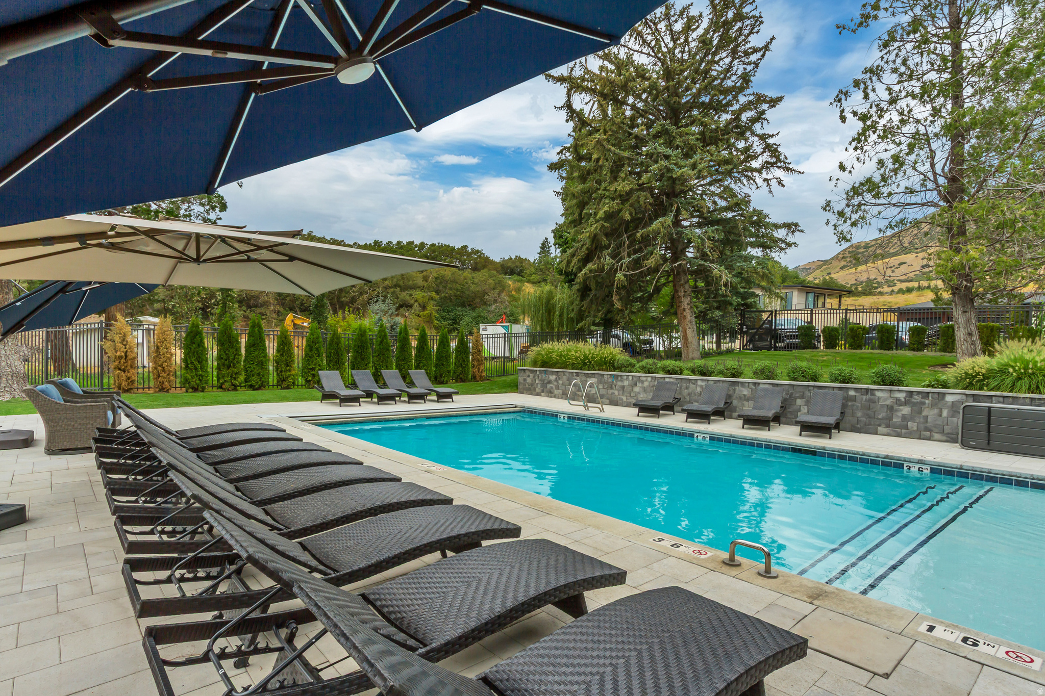 main property photo 106