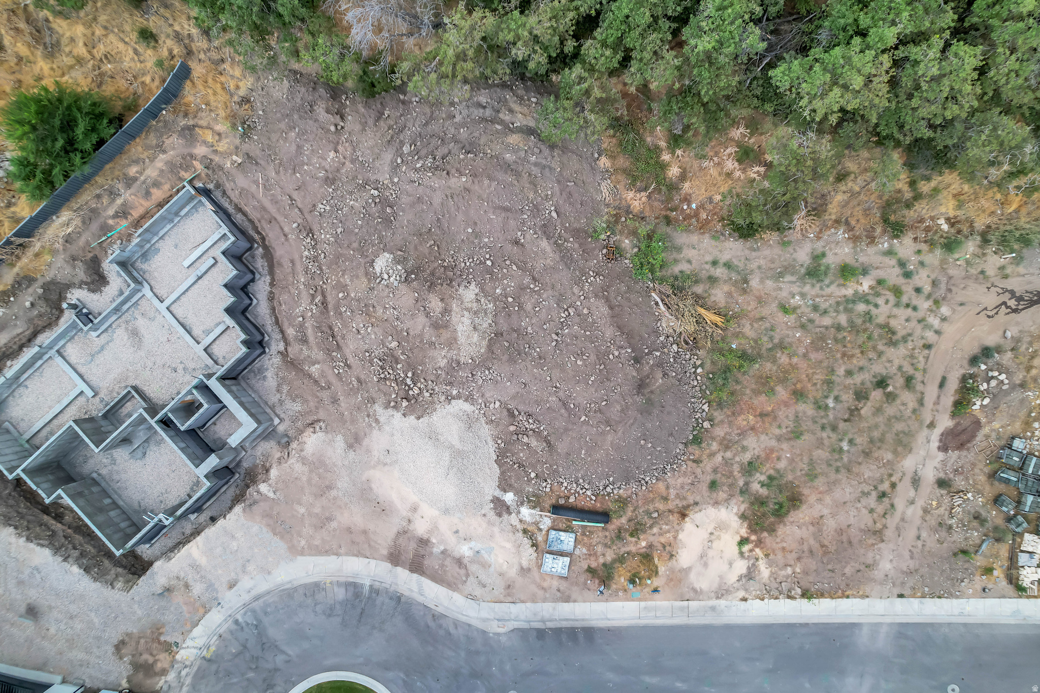 main property photo 67