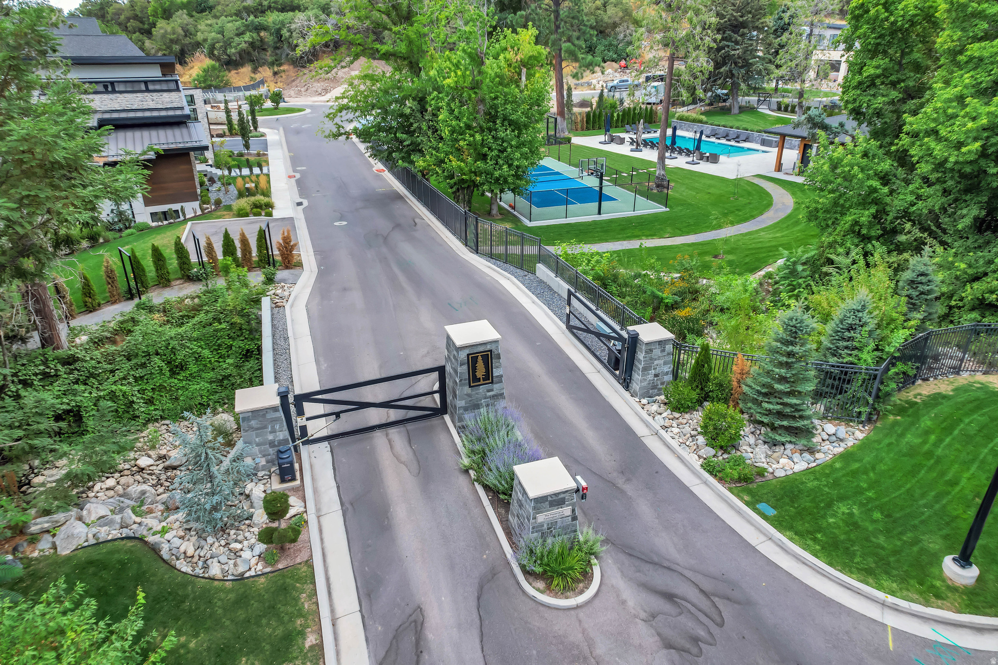 main property photo 81