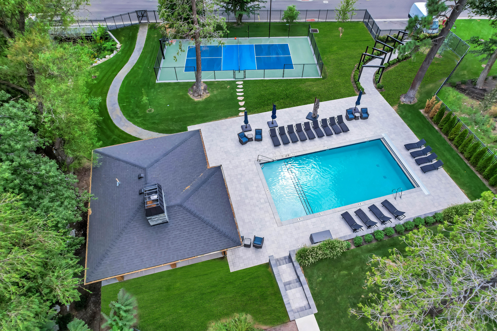 main property photo 88