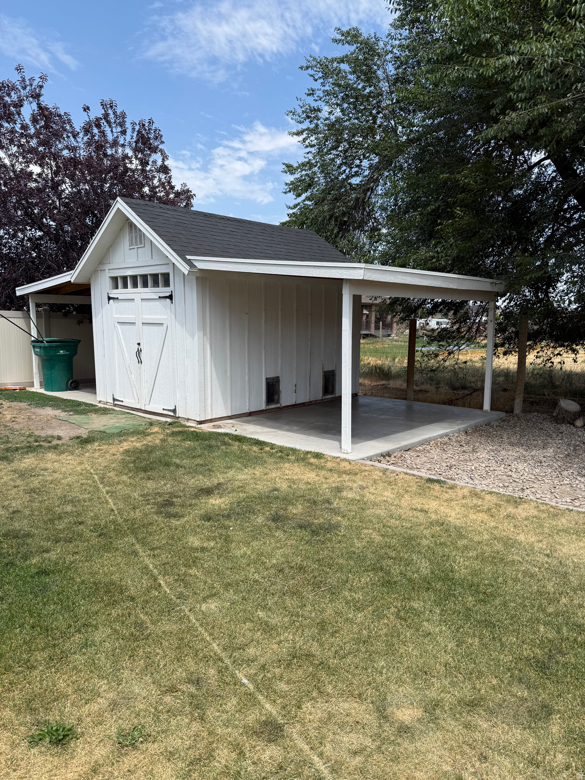 main property photo 13