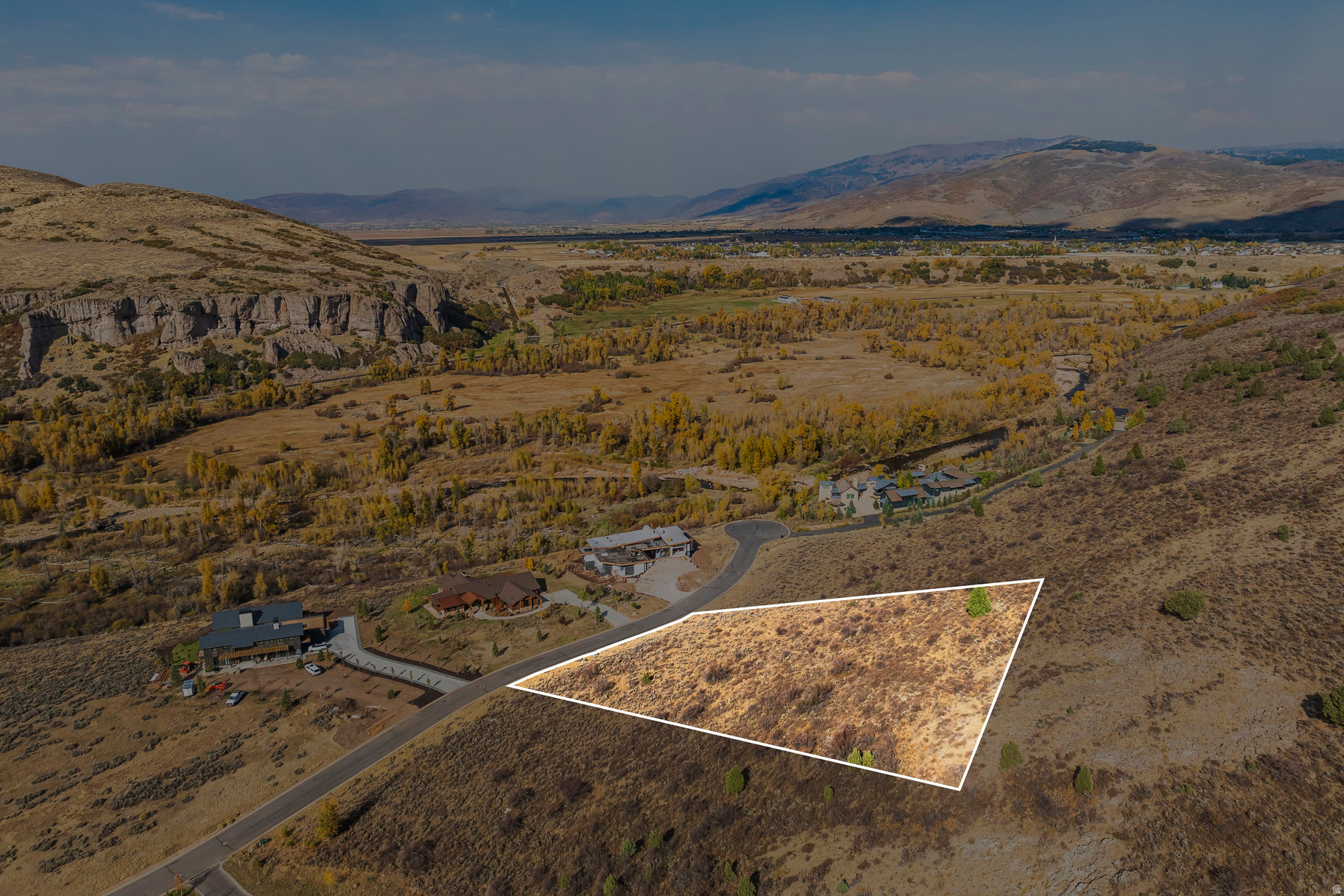 main property photo 15