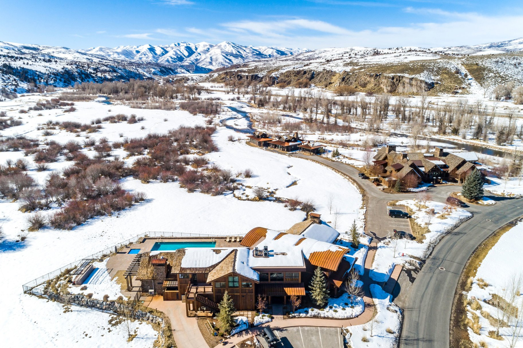 main property photo 26