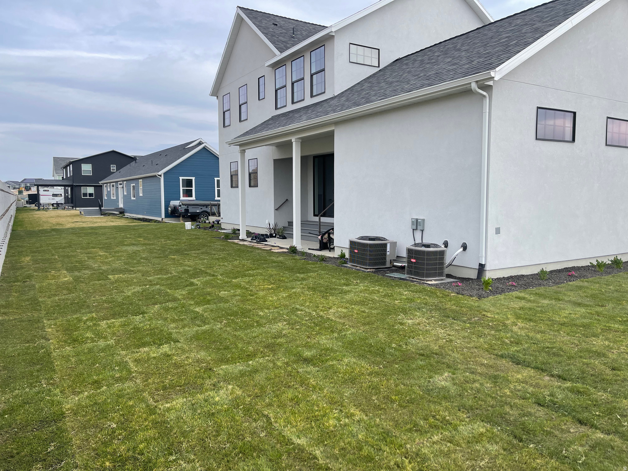 main property photo 20