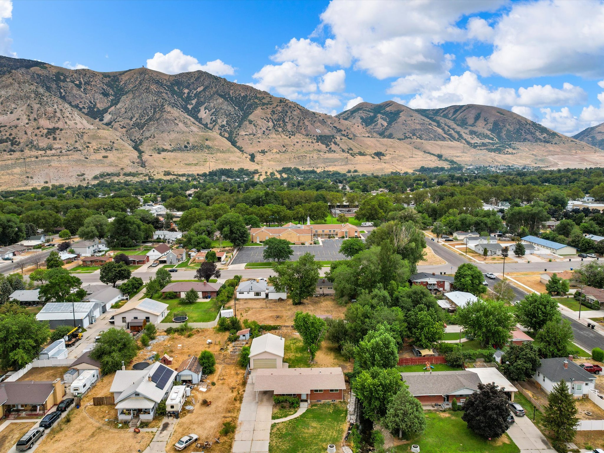 main property photo 22