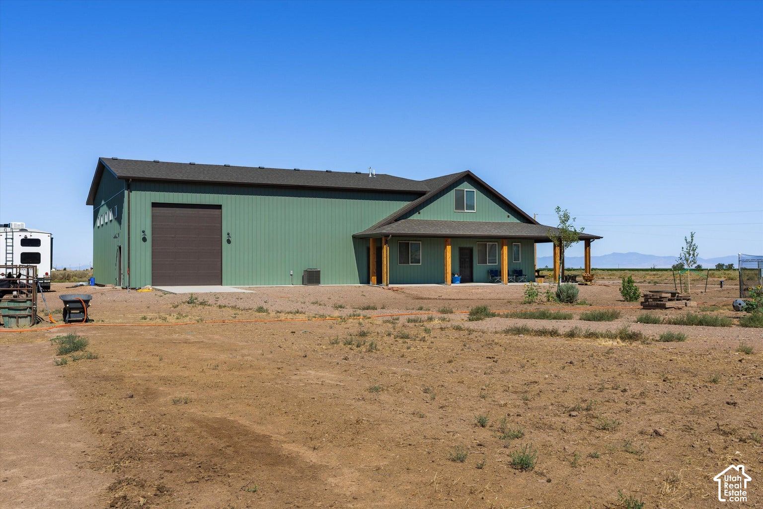 main property photo 27