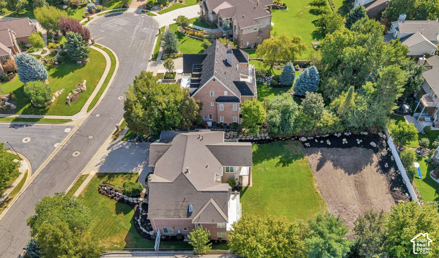 main property photo 63