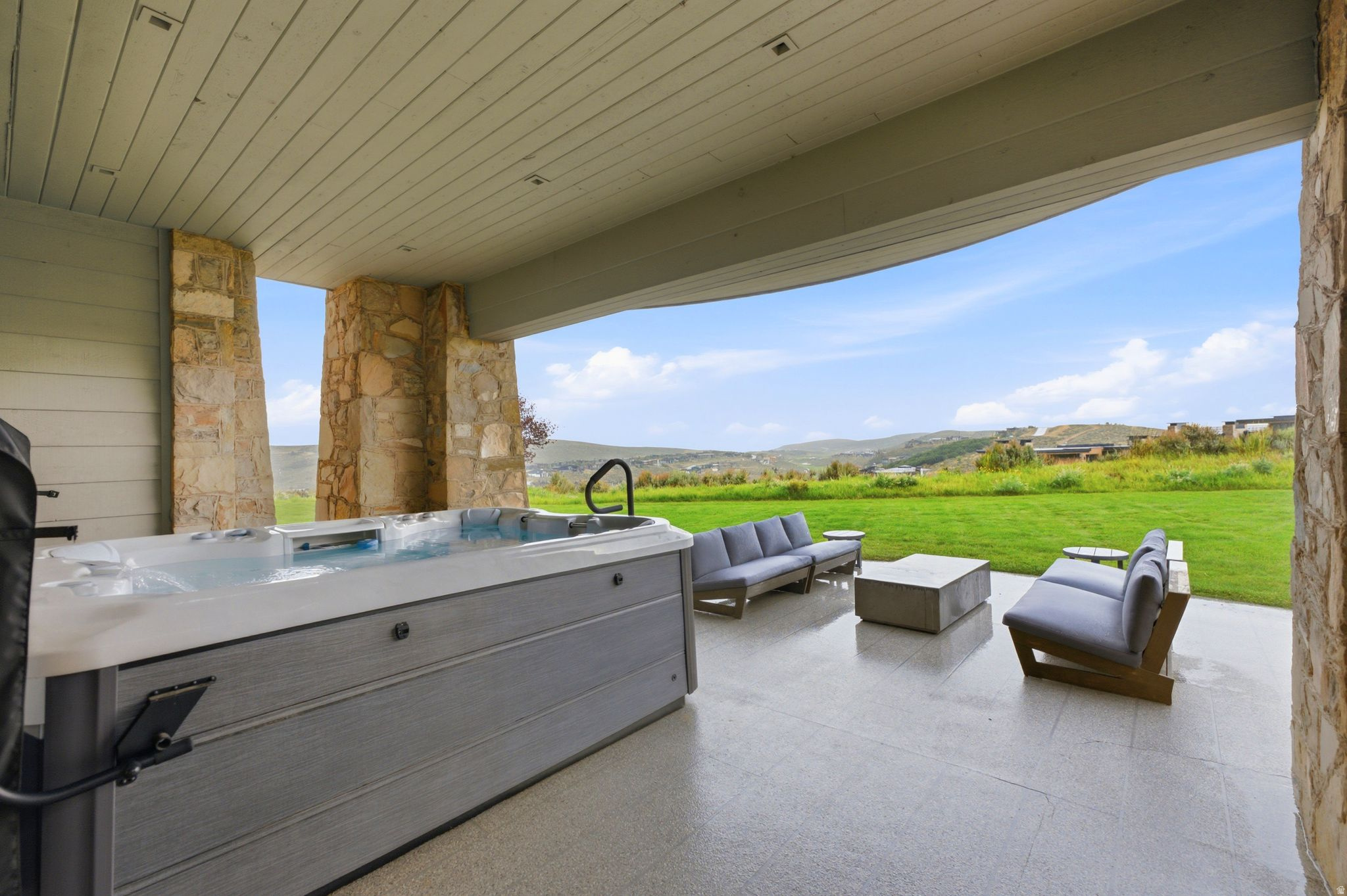 main property photo 107
