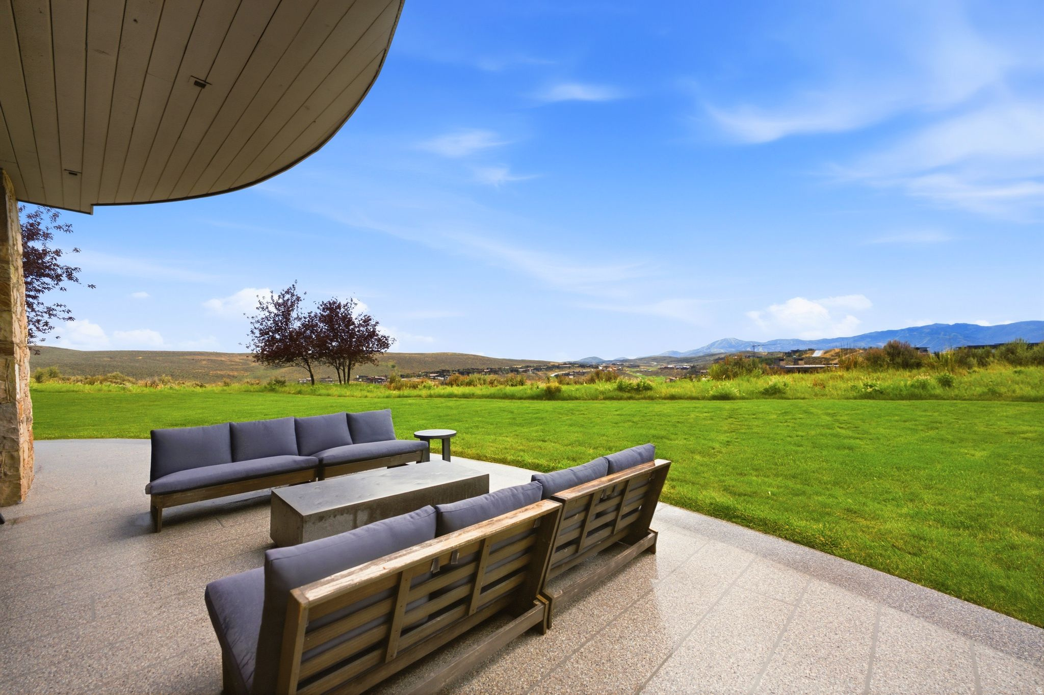 main property photo 112