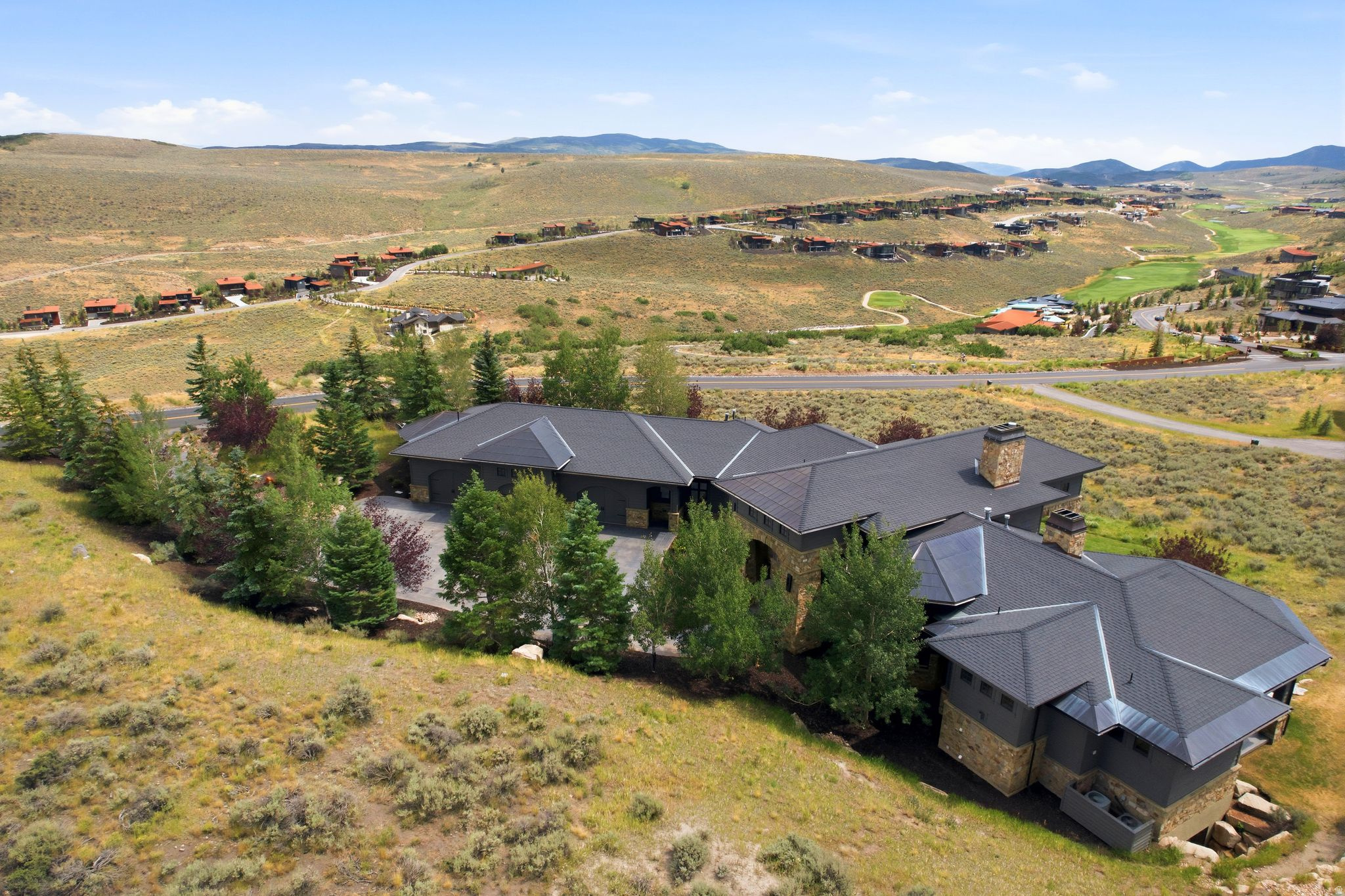 main property photo 124