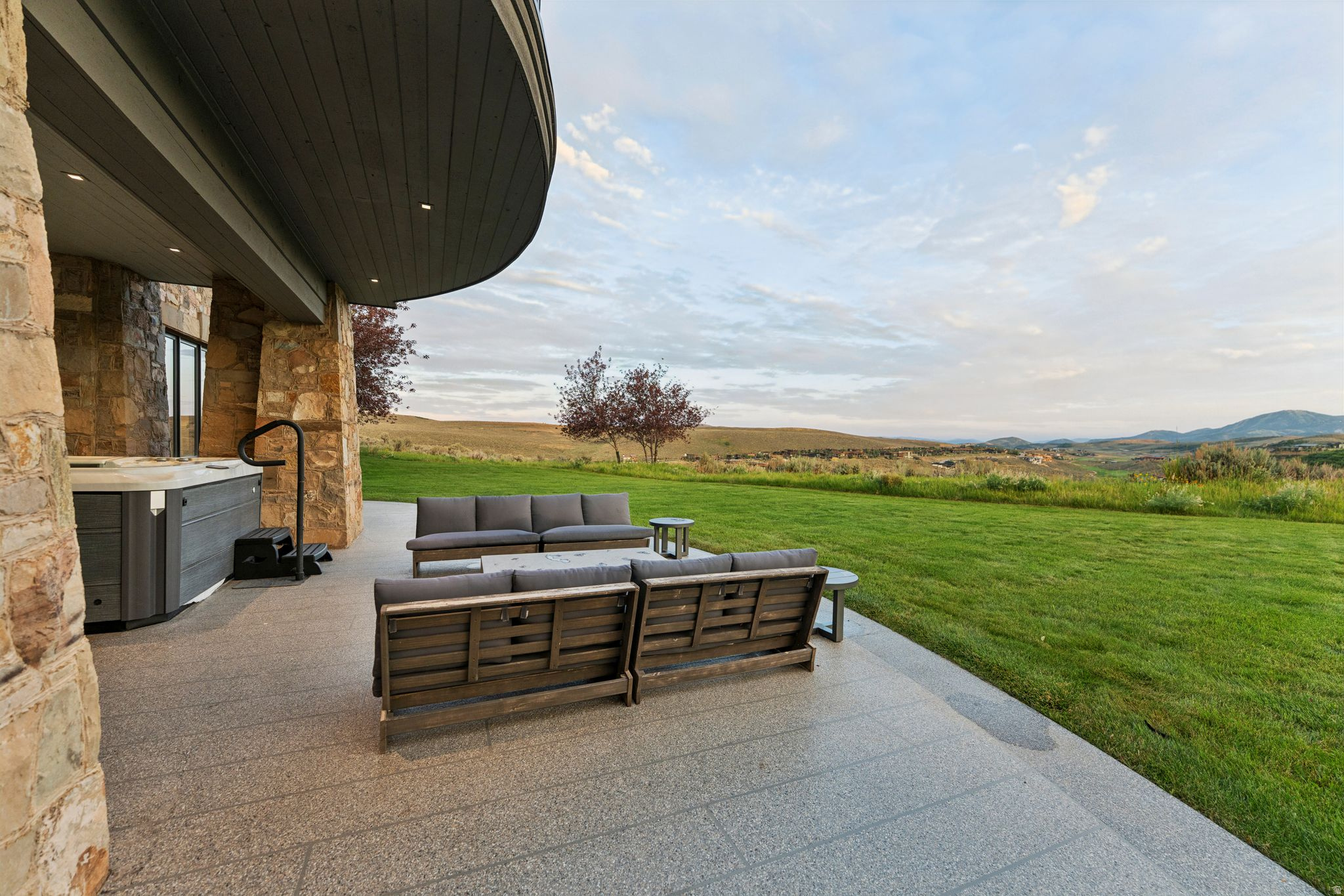 main property photo 132
