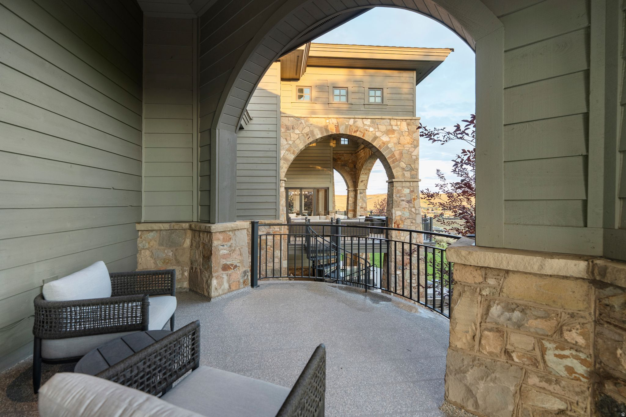 main property photo 44