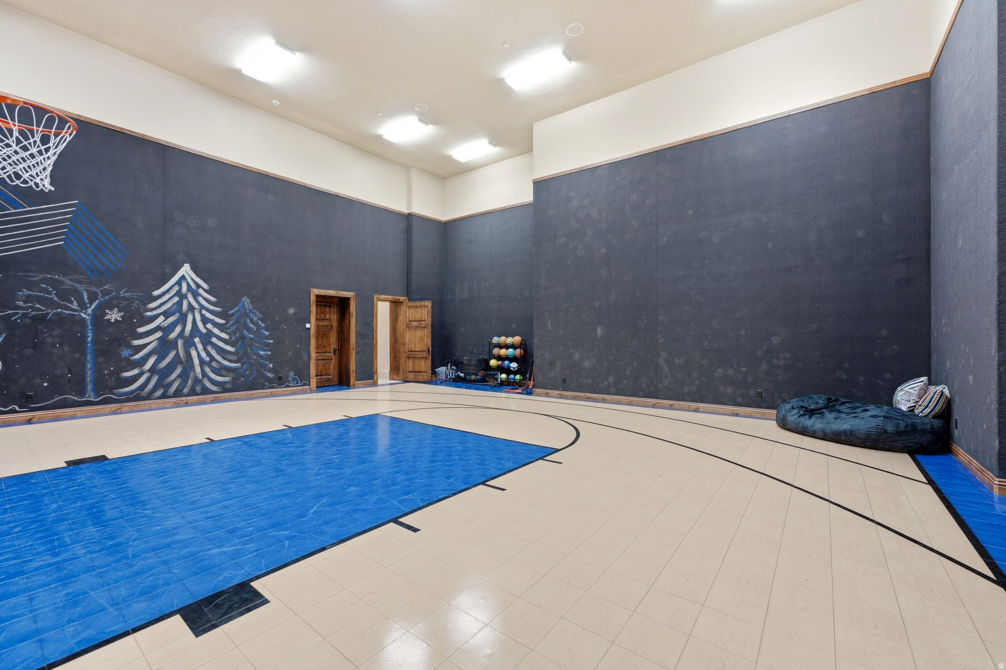 main property photo 47