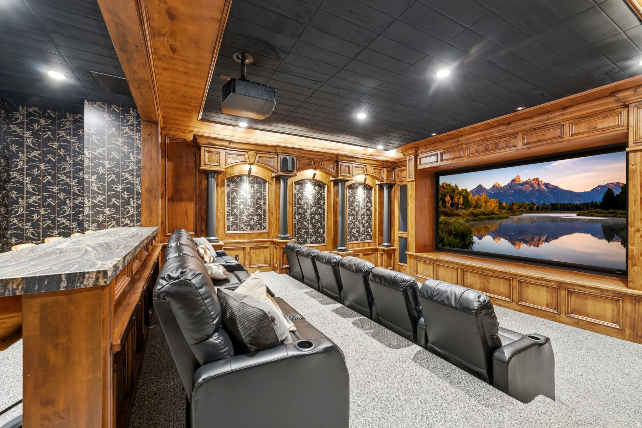 main property photo 50