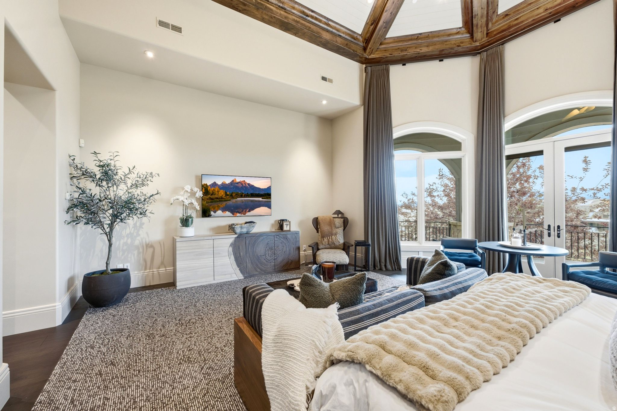 main property photo 89