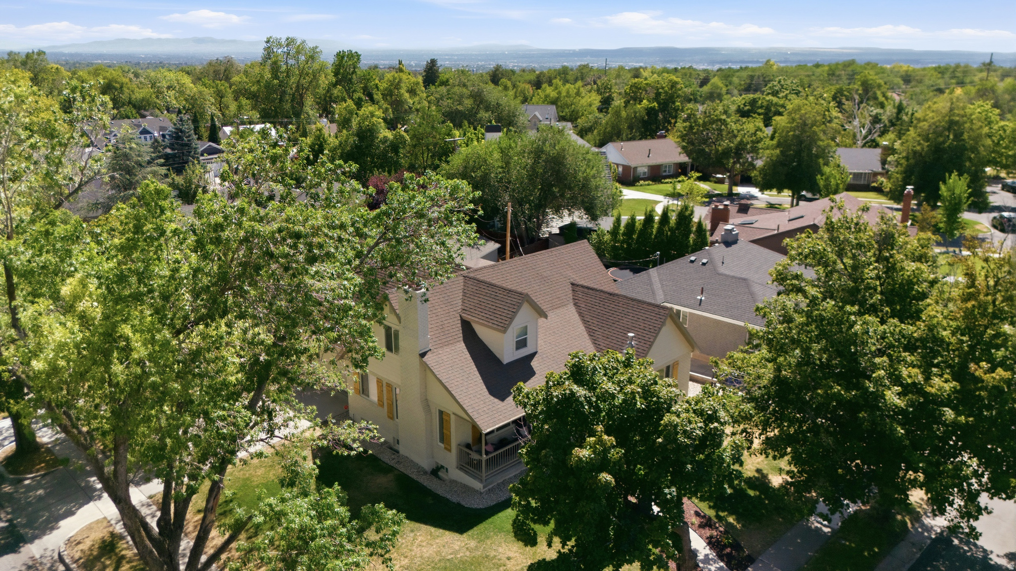 main property photo 64