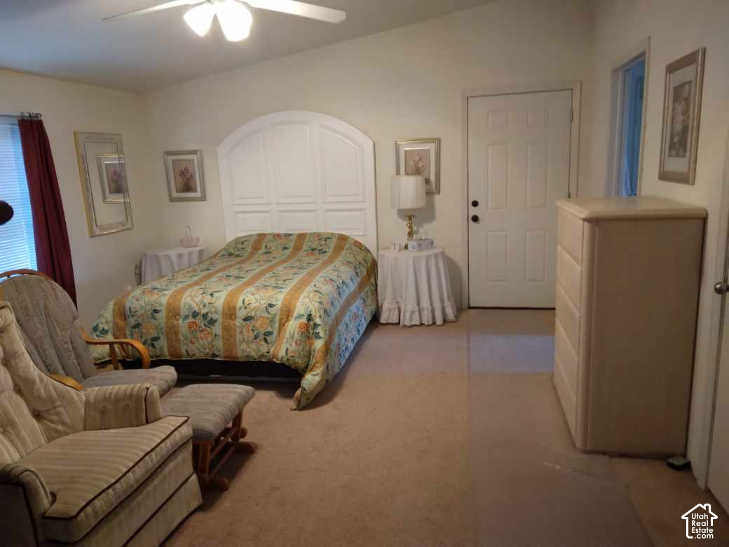 main property photo 10
