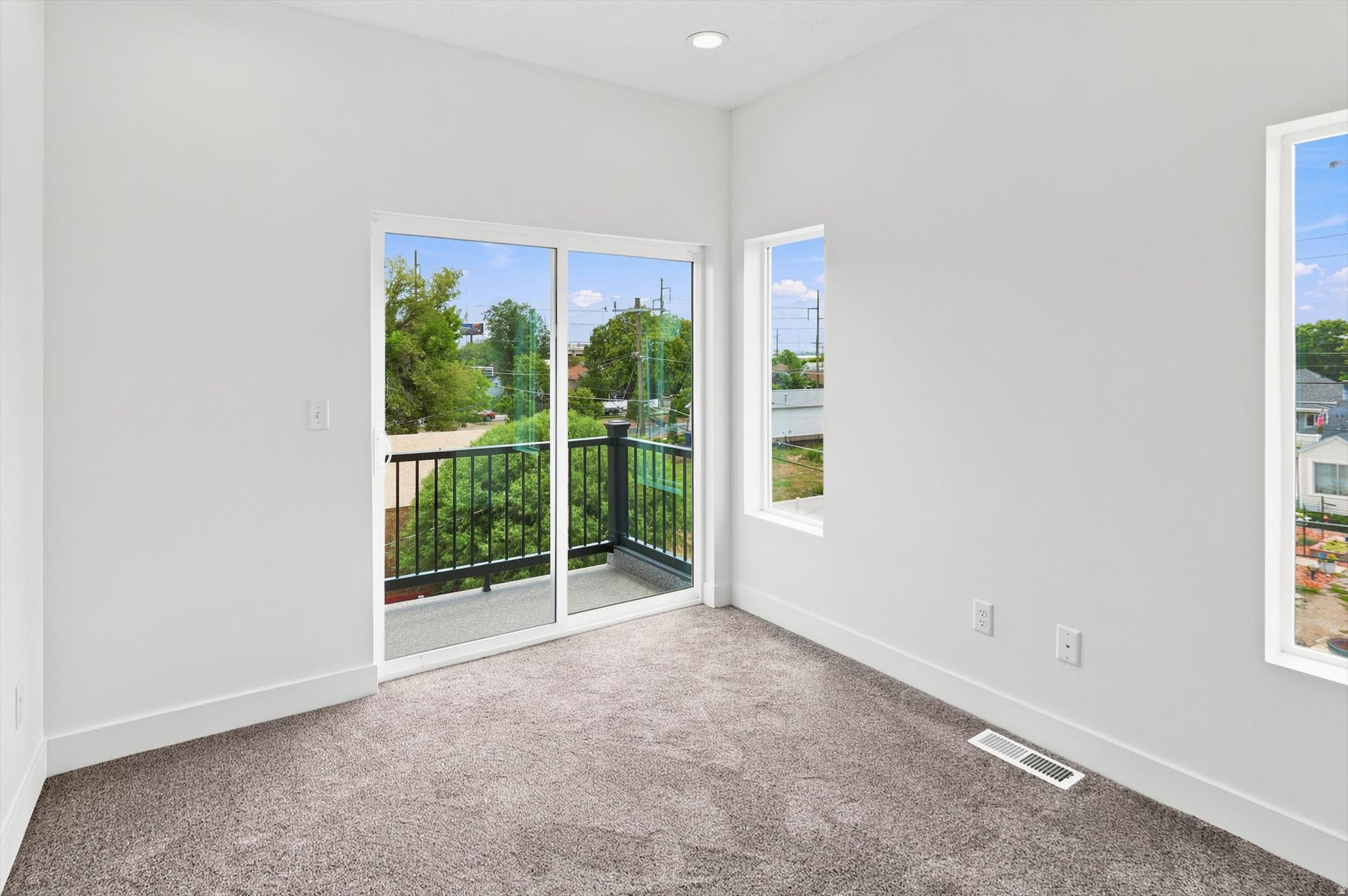 main property photo 153