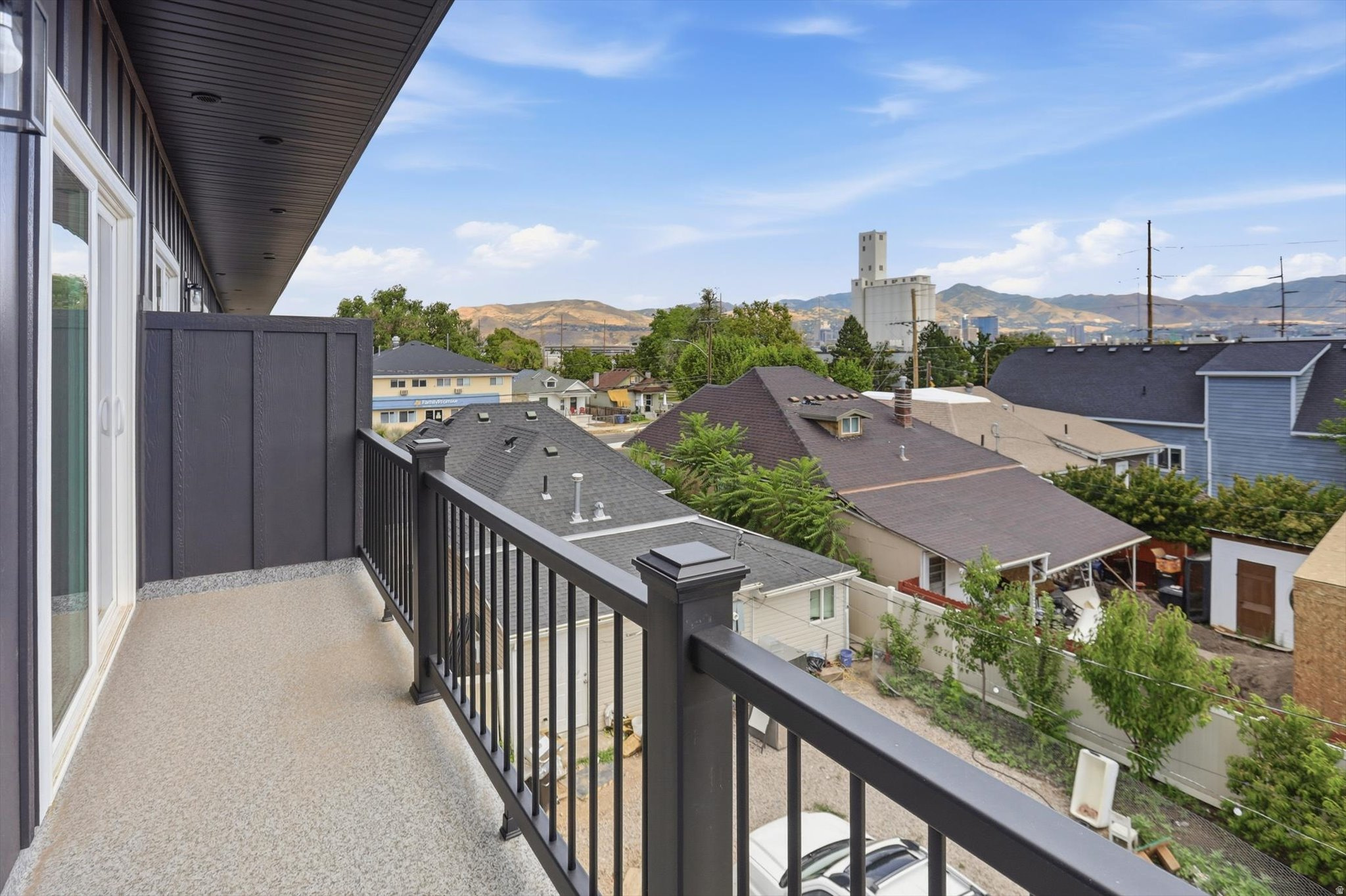 main property photo 157
