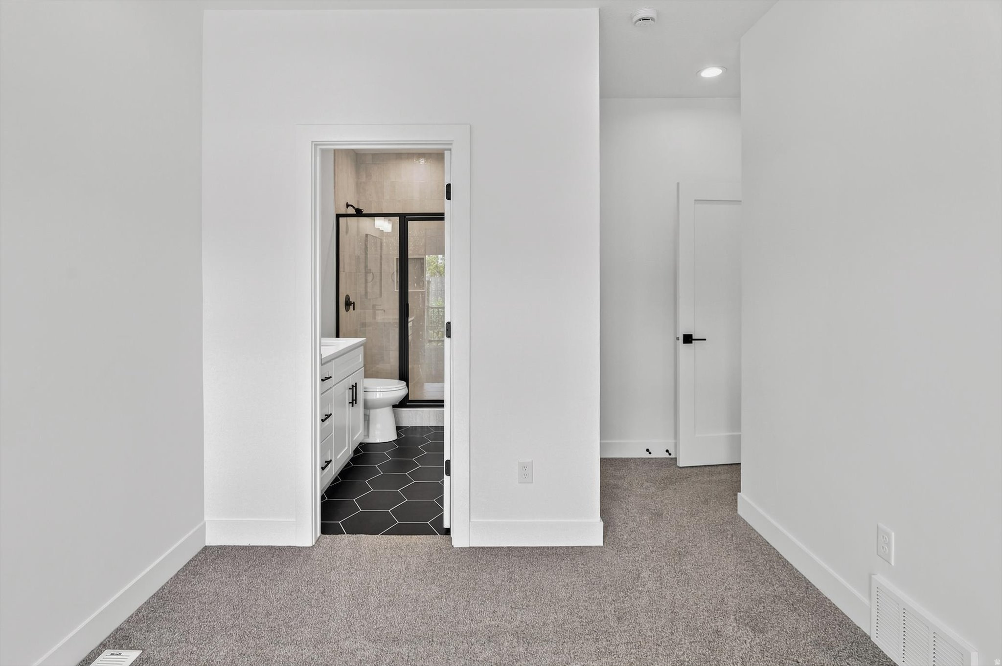 main property photo 98