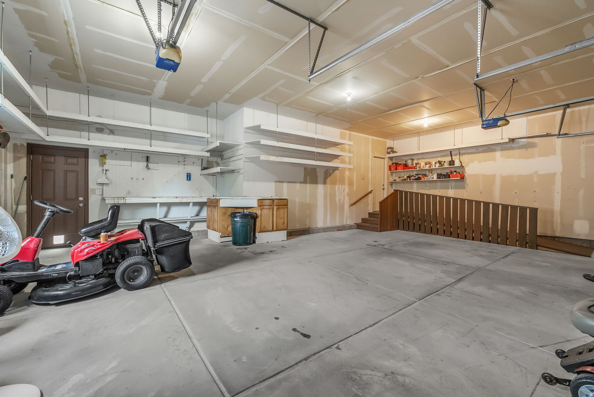 main property photo 47