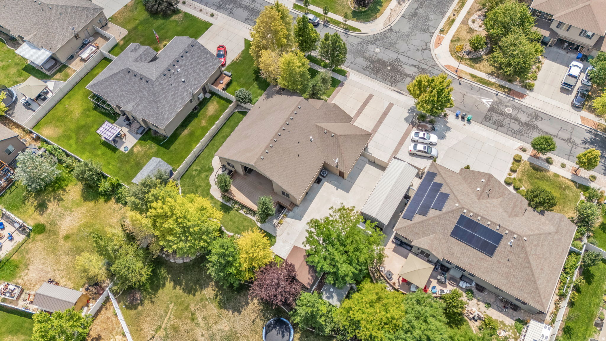 main property photo 54