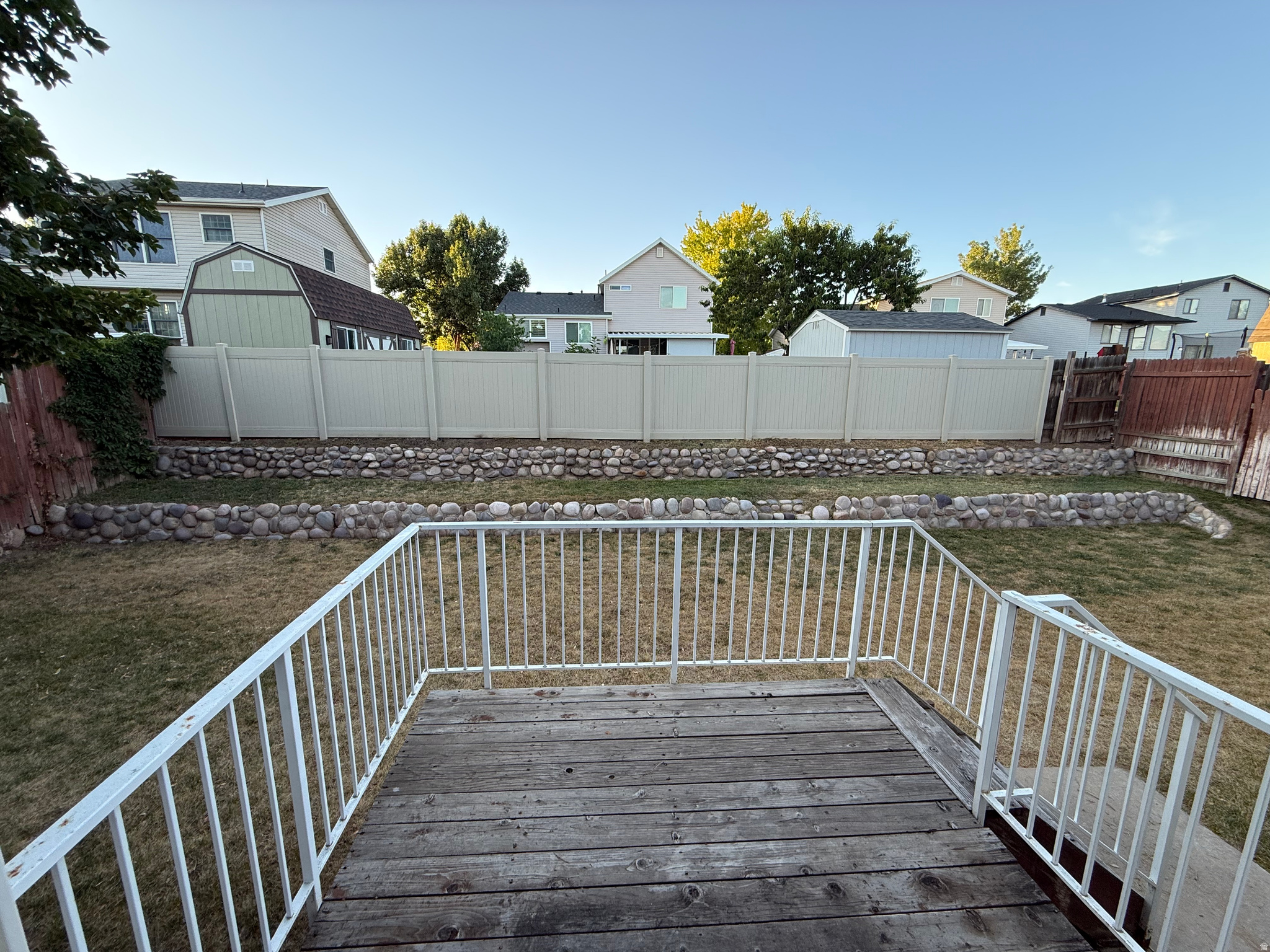main property photo 19