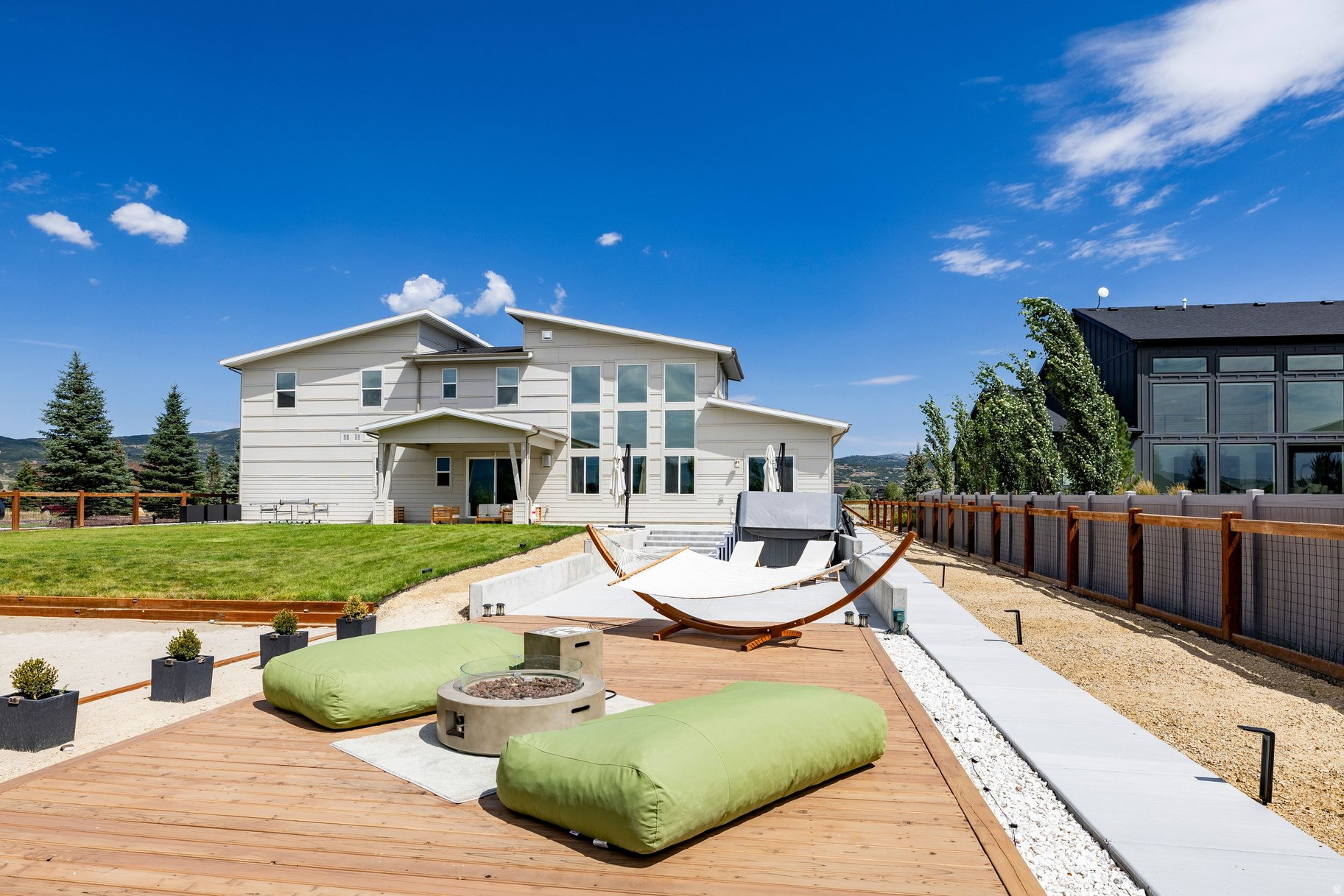 main property photo 66