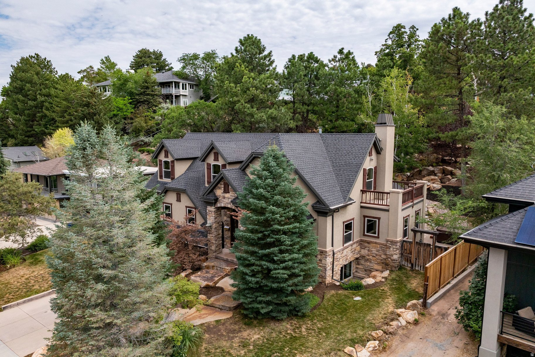 main property photo 51