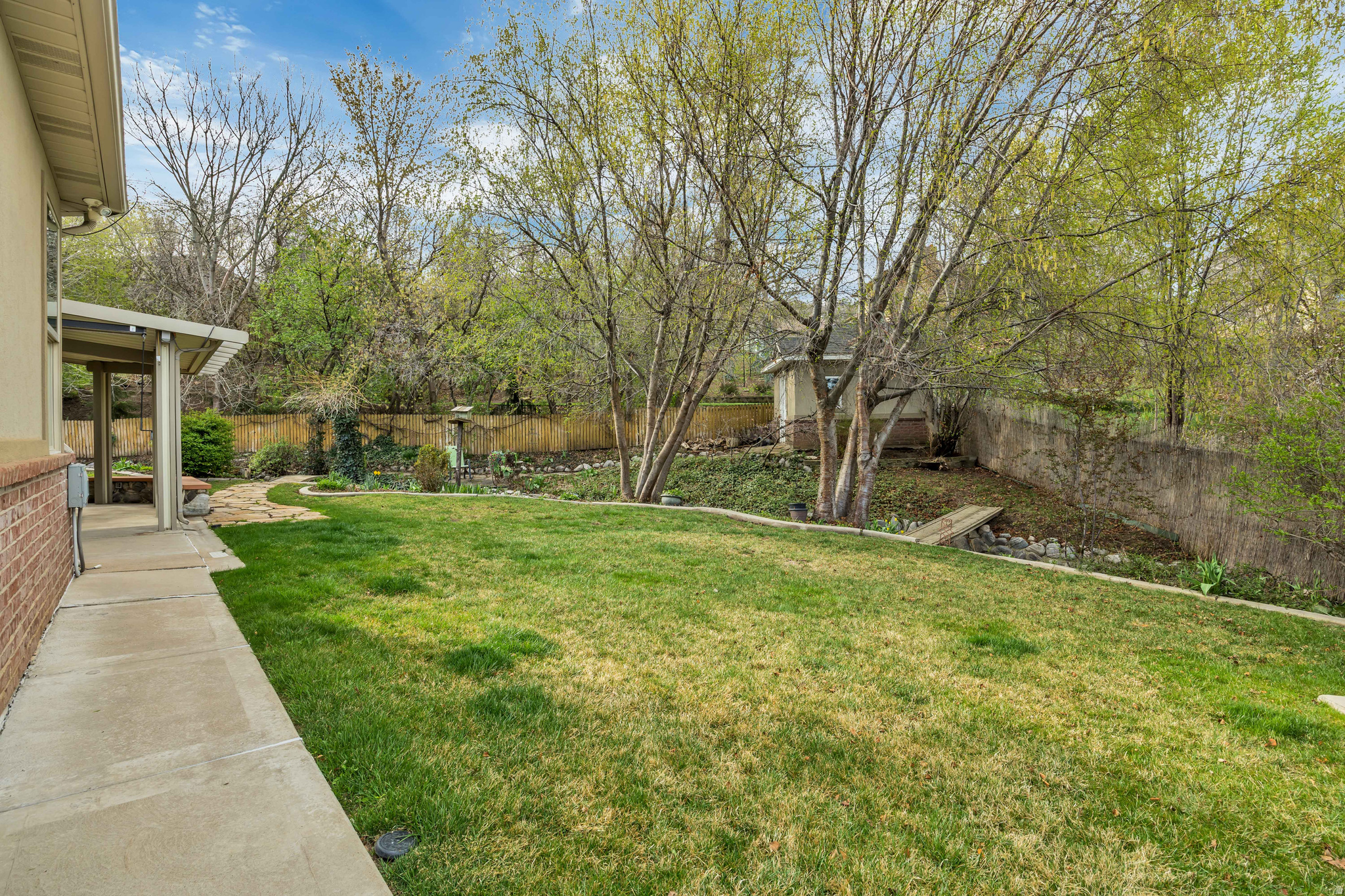 main property photo 57