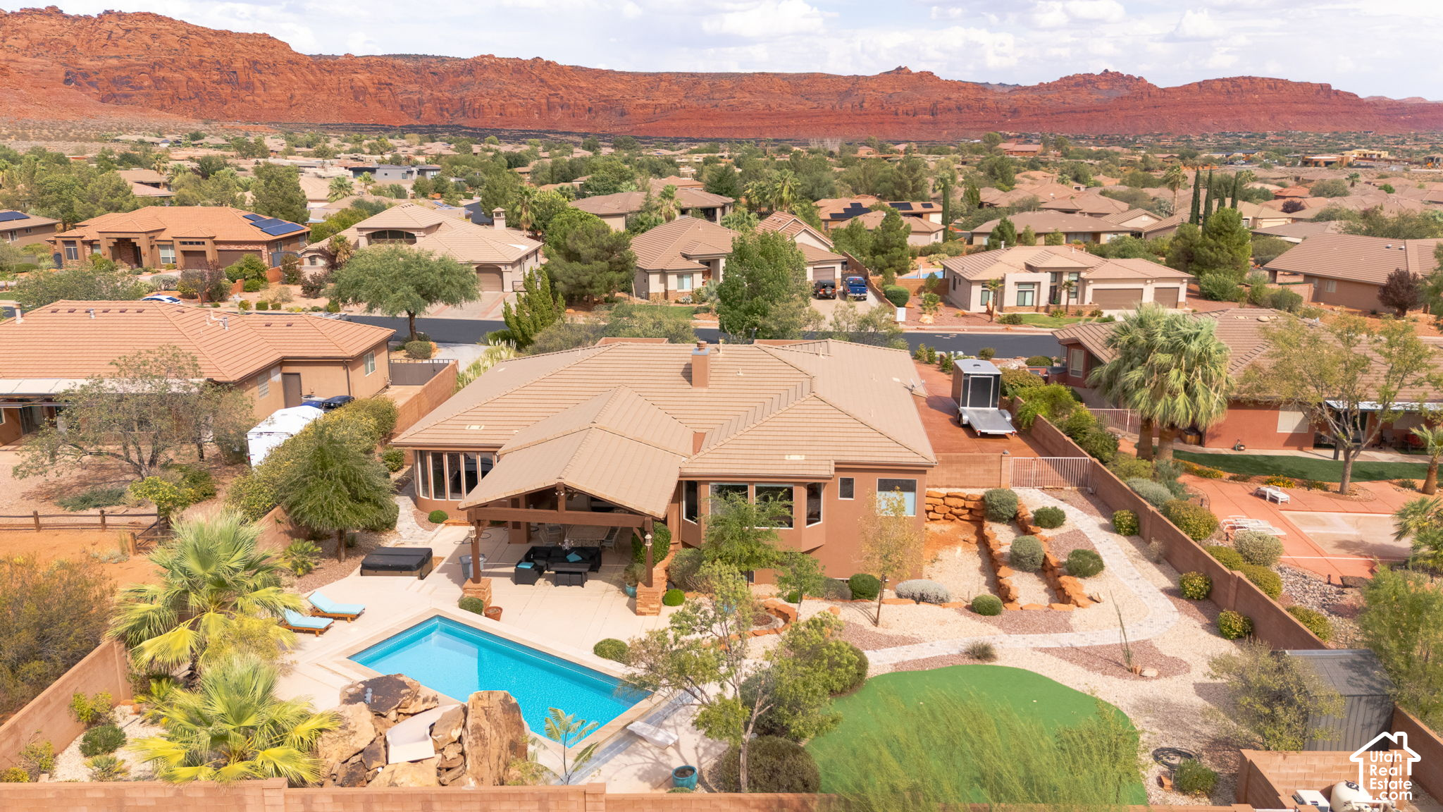 main property photo 60