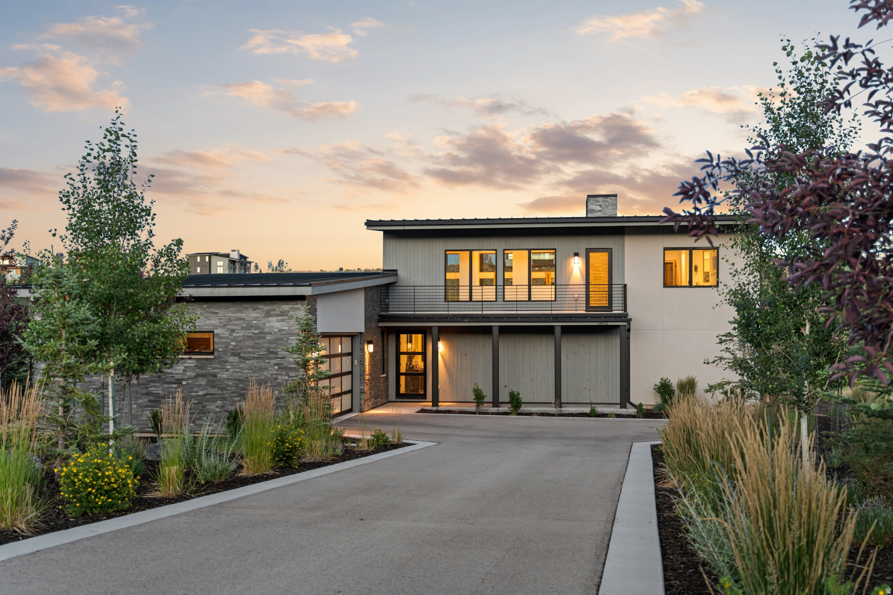 main property photo 60