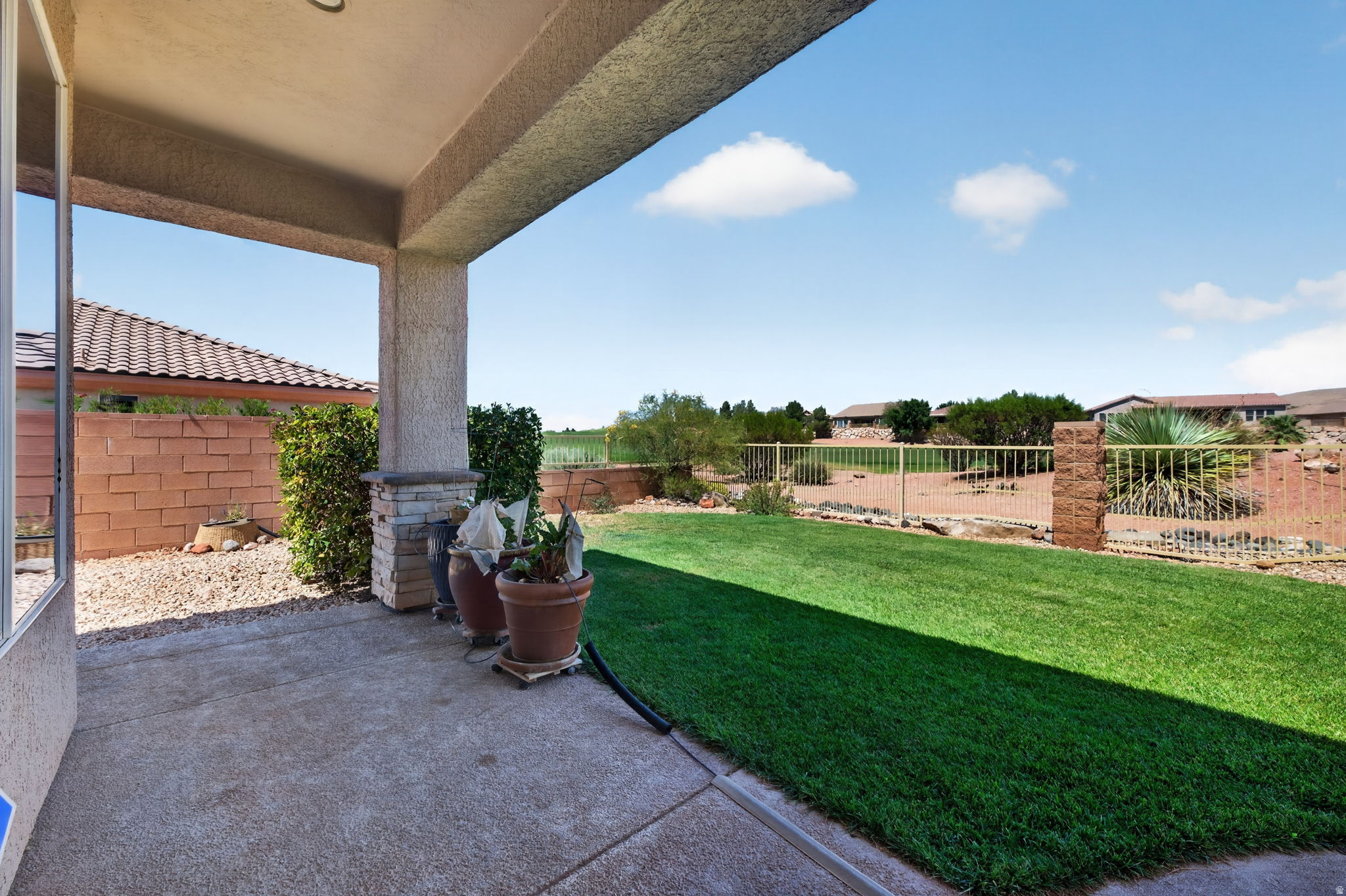 main property photo 20