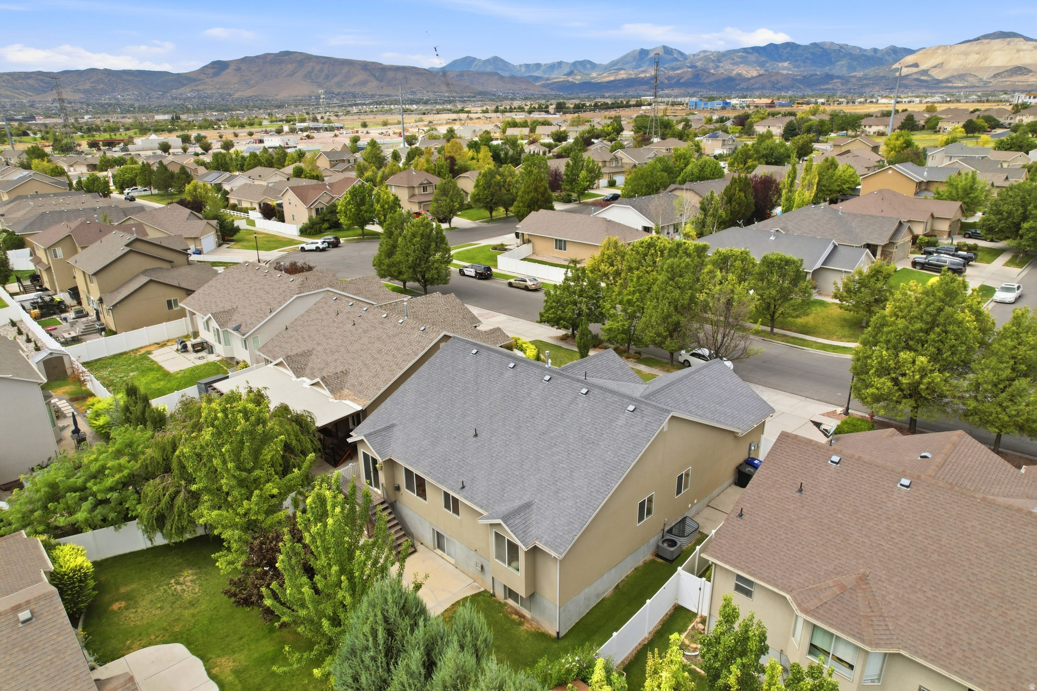 main property photo 50