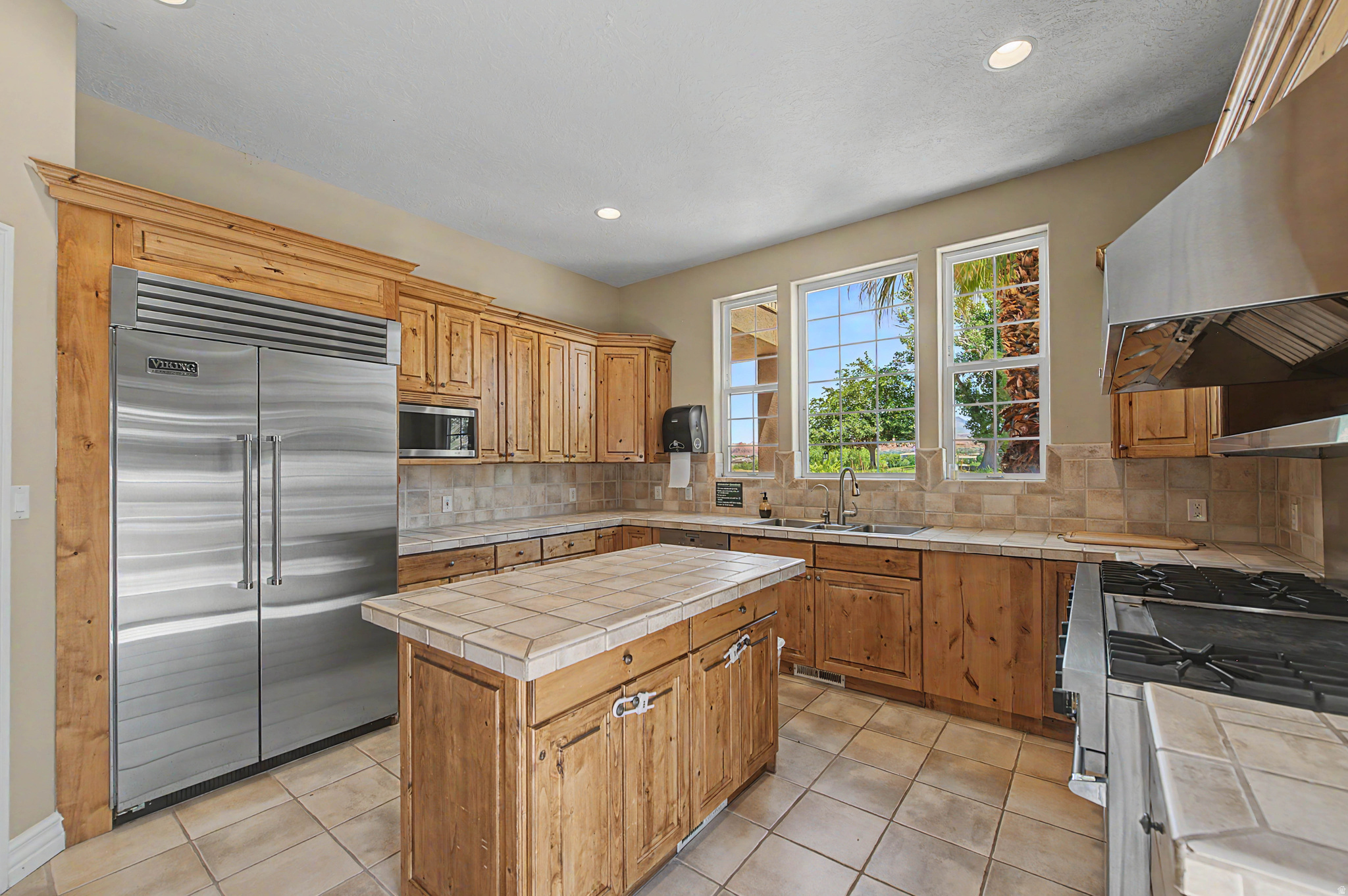 main property photo 87