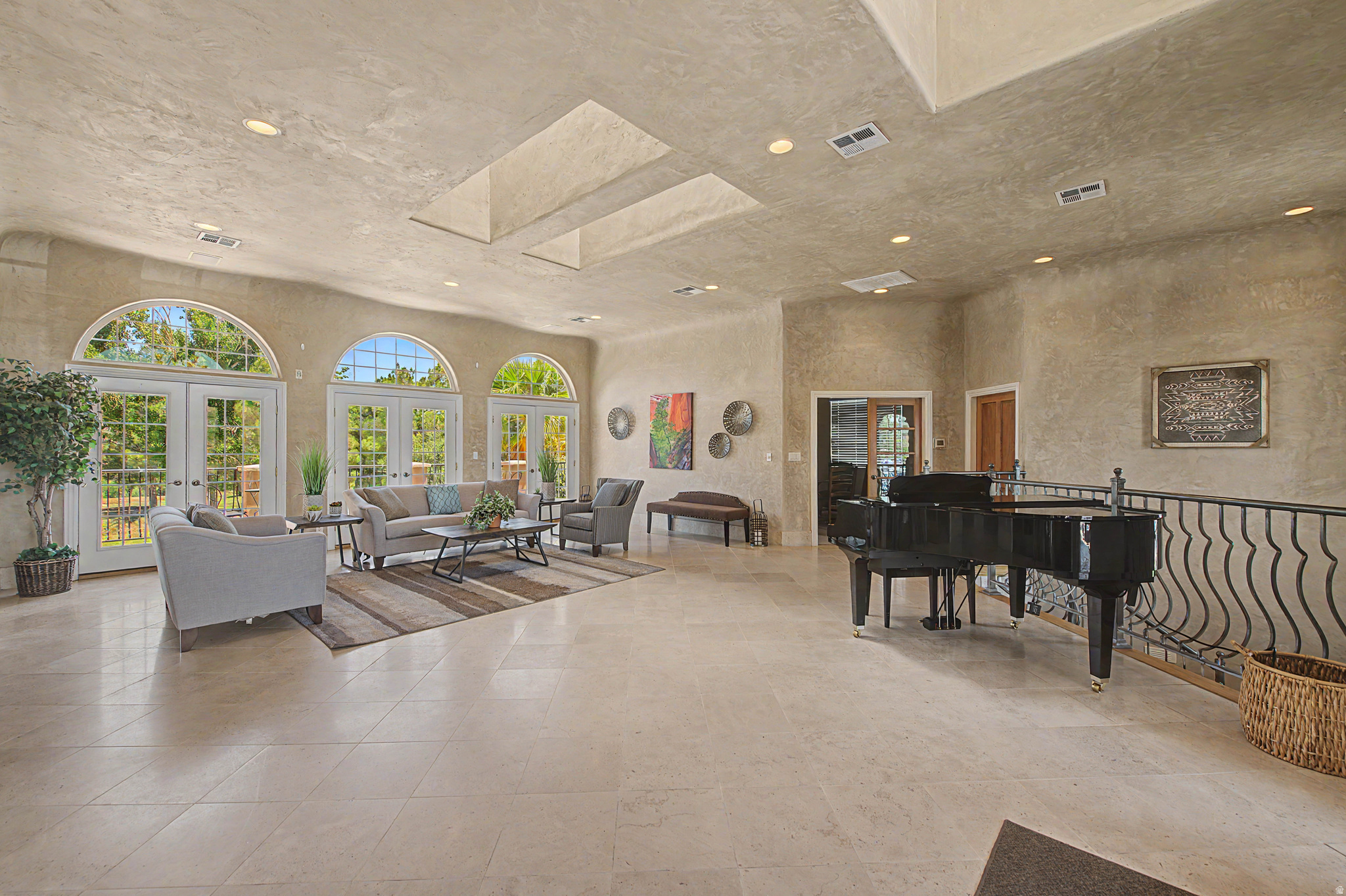 main property photo 94