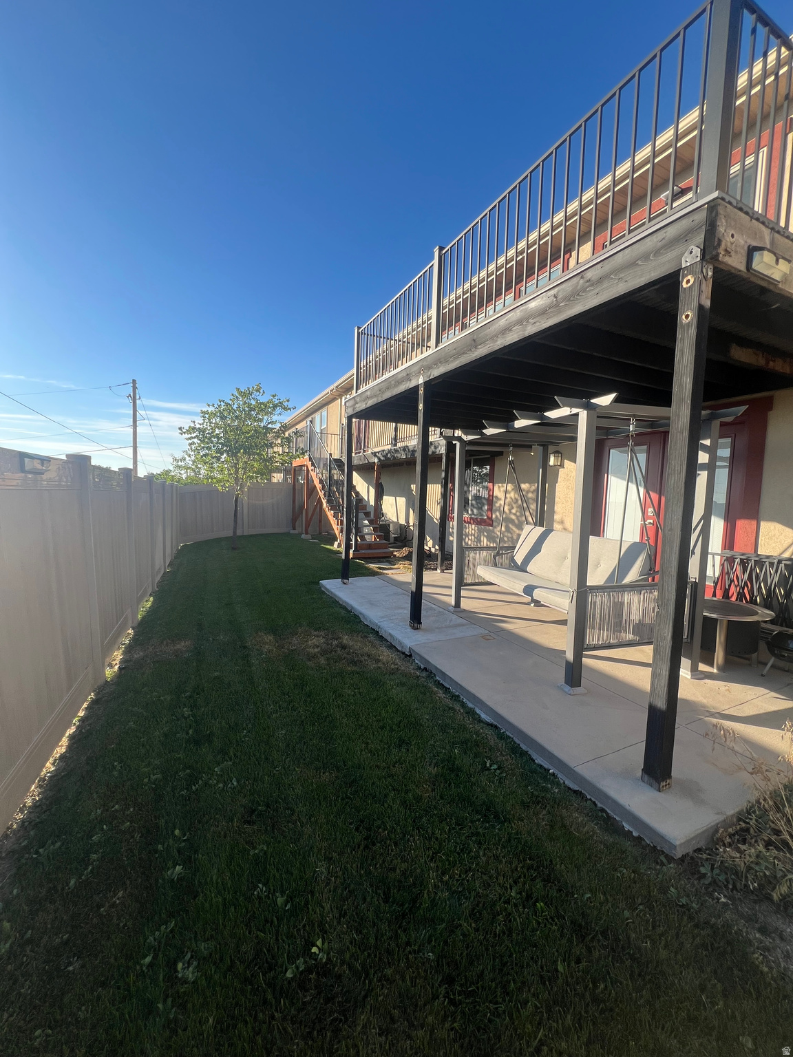 main property photo 23