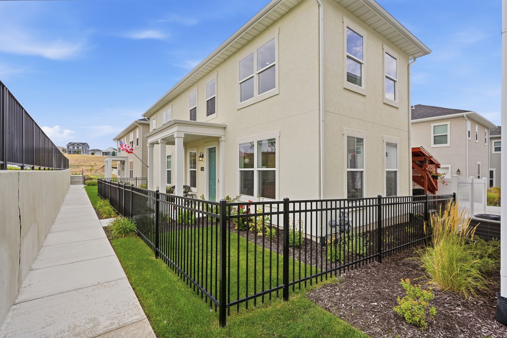 main property photo 31