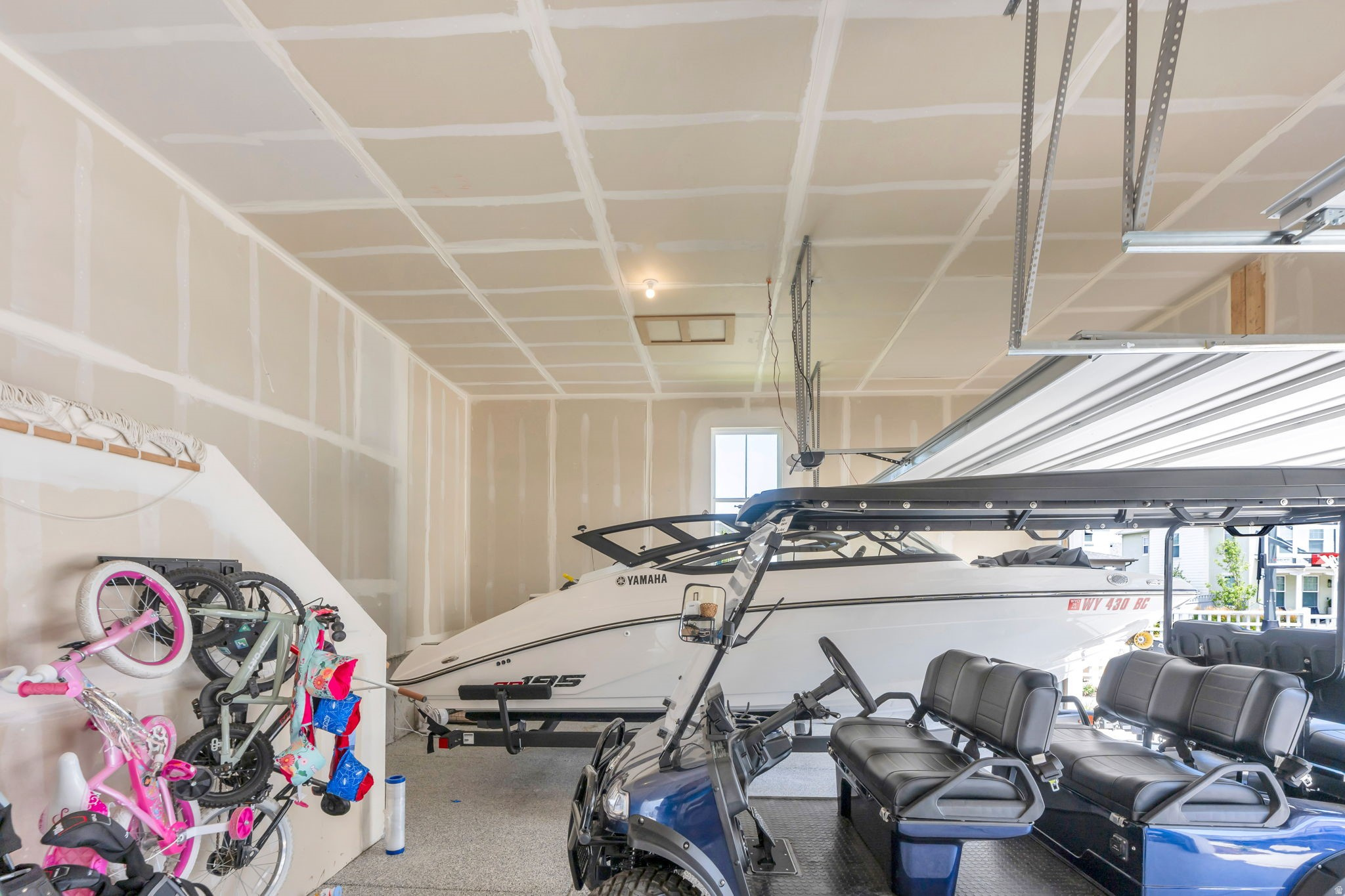 main property photo 68