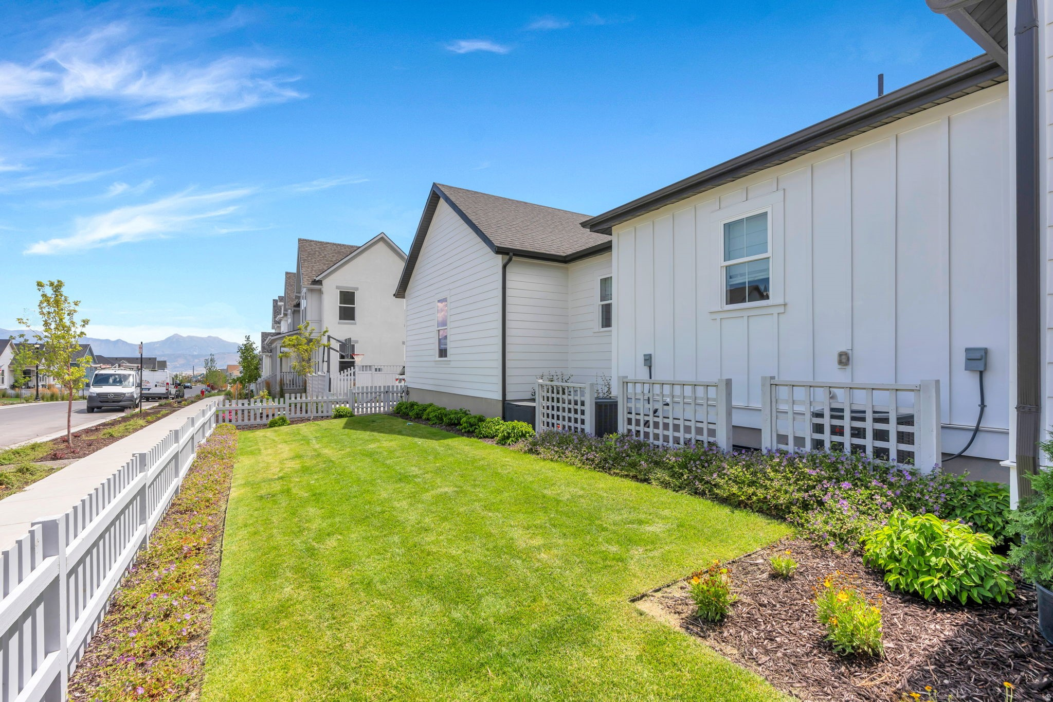 main property photo 77