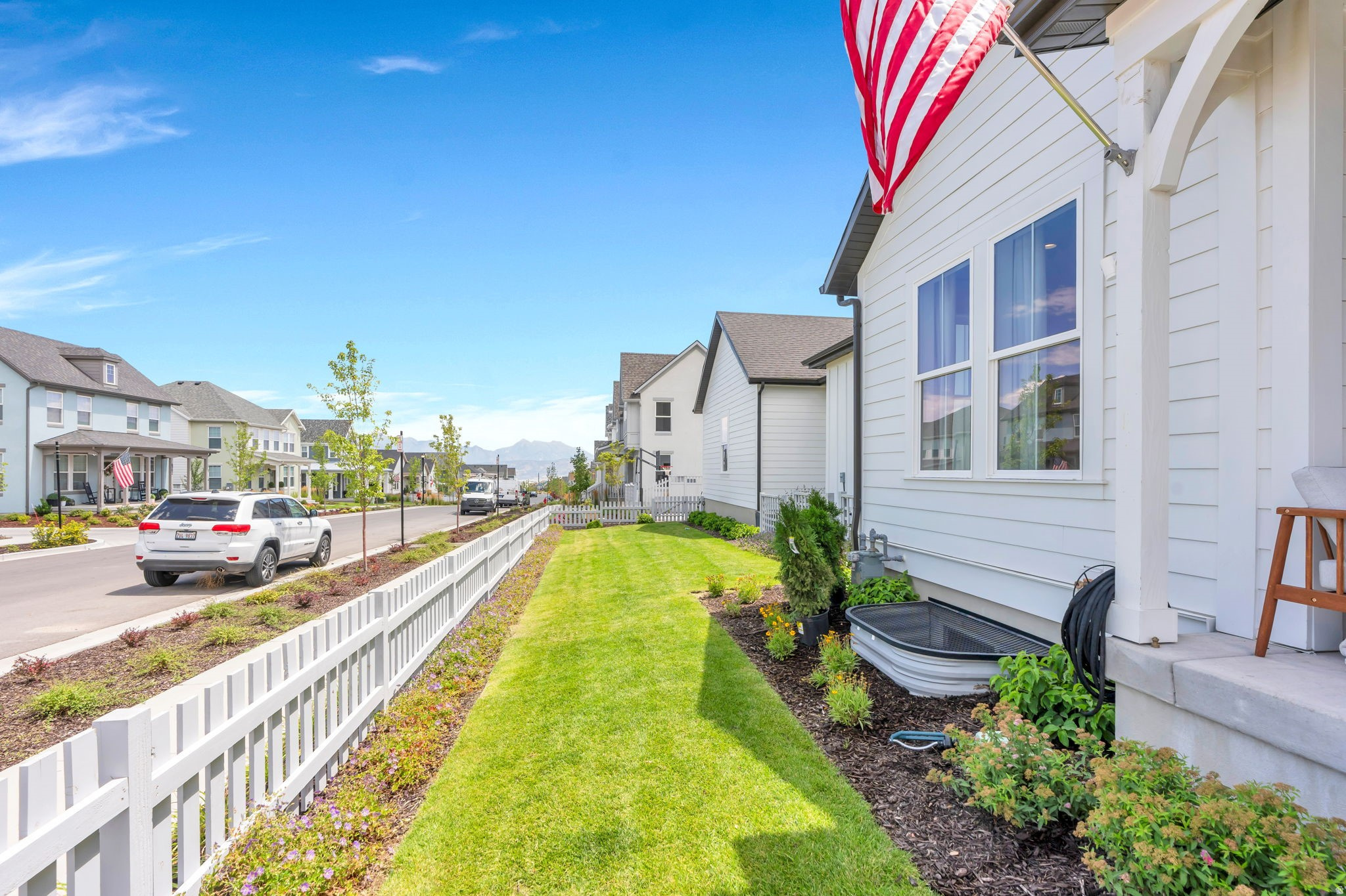 main property photo 78