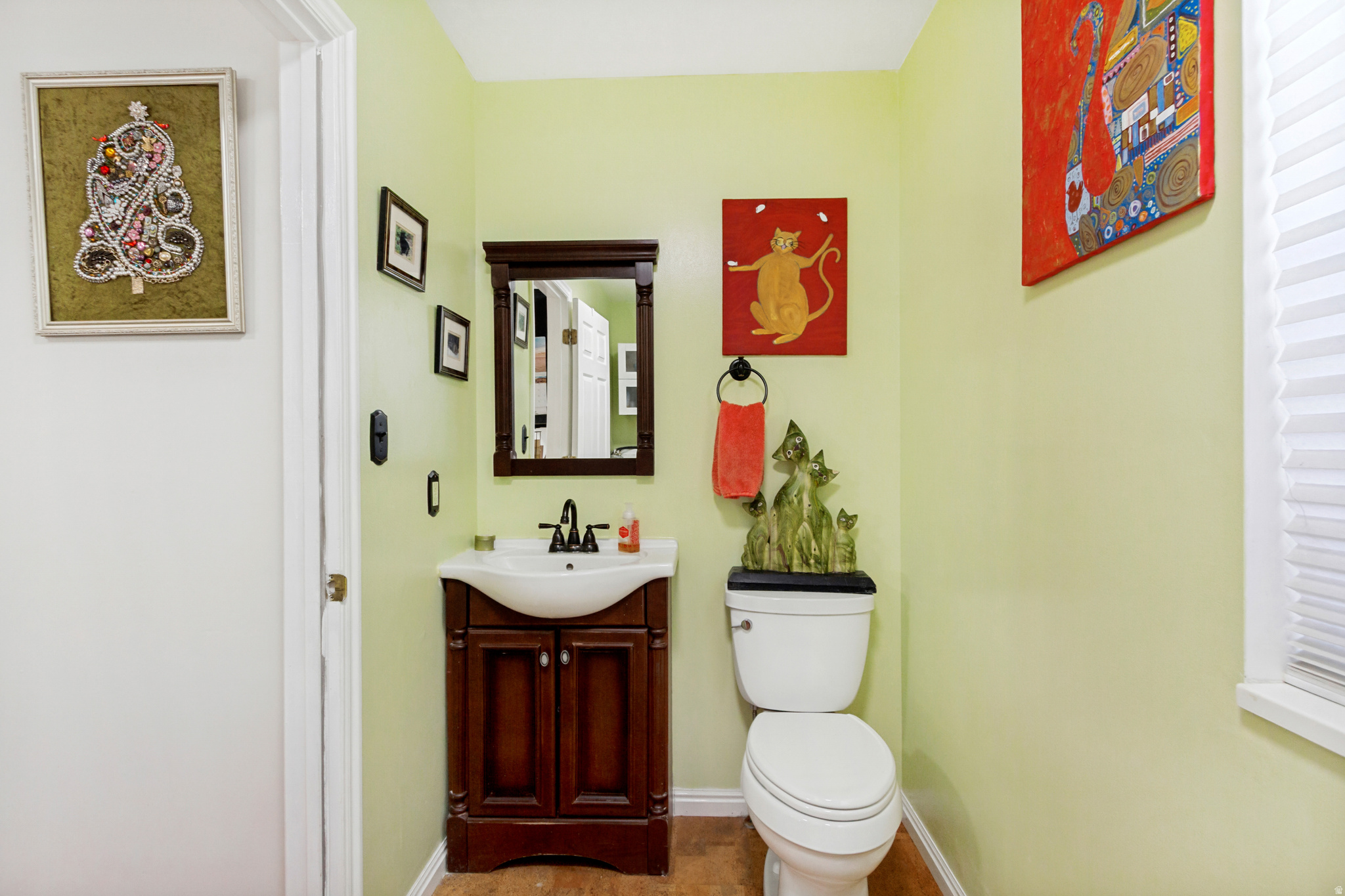 main property photo 16