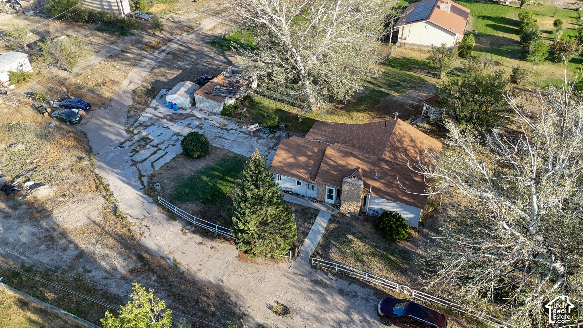 main property photo 17